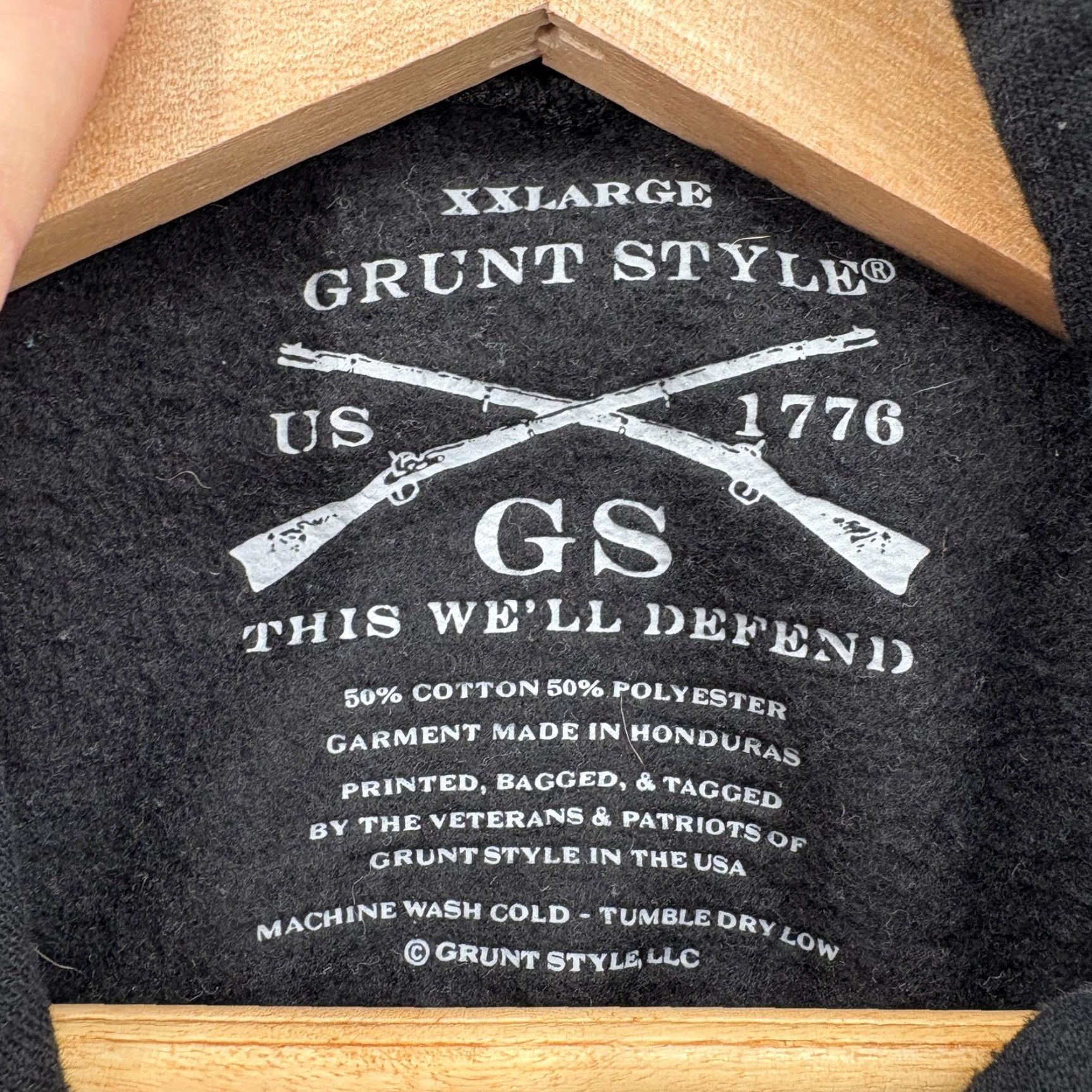 Vintage Grunt Style Hoodie Mens 2XL Black American Flag Oath Graphic Fleece Pullover Size US XXL / EU 58 / 5 - 4 Thumbnail