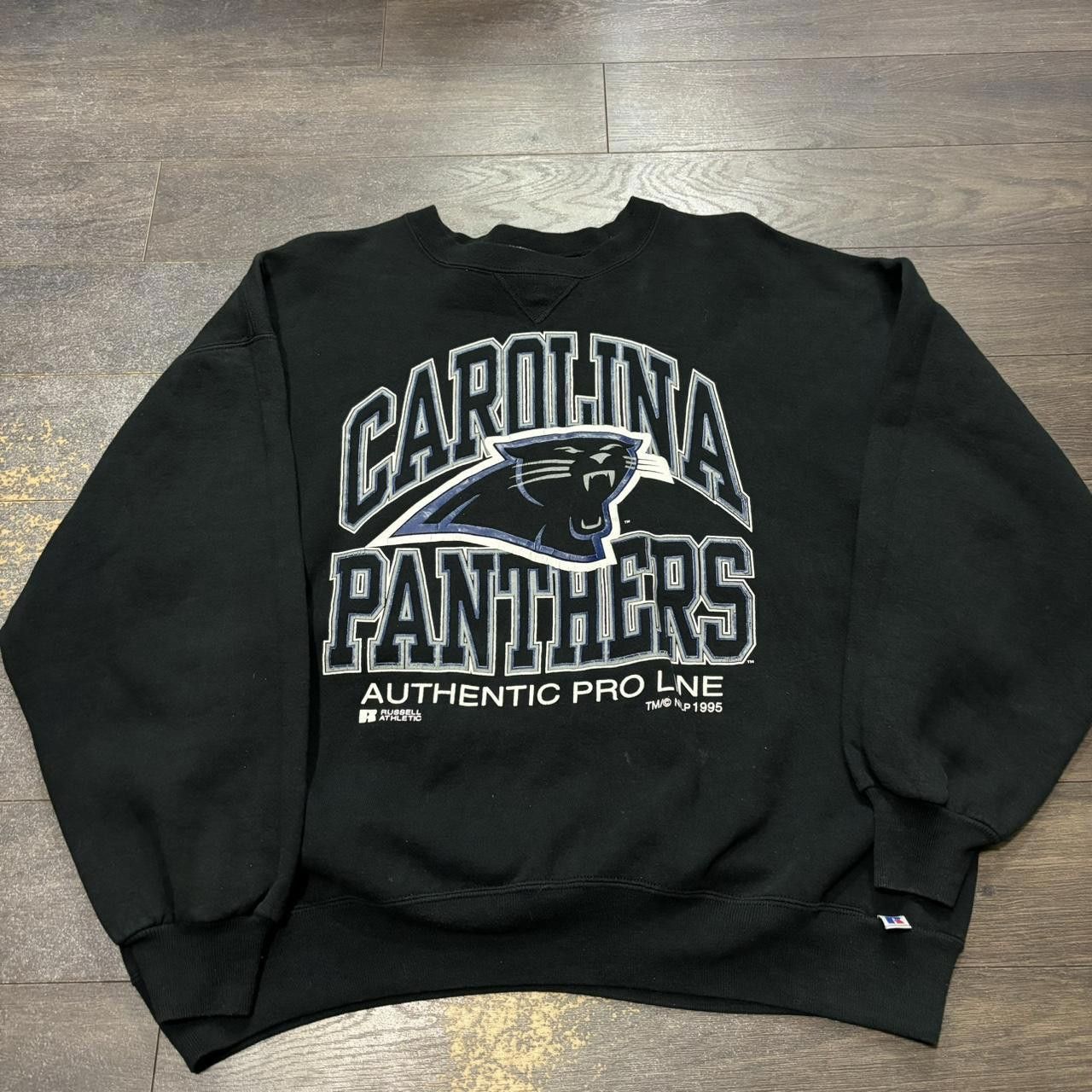 Russell Athletic vintage Russell athletics Carolina panthers sweatshirt XXL Size US XXL / EU 58 / 5 - 2 Thumbnail