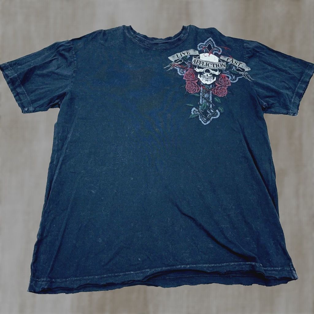 Affliction Affliction Shirt Men XXL Black Tee Live Fast MMA Tattoo Skull Cross Wings AOP Shirt Men 2XL Black Skull Tattoo AOP Size US XXL / EU 58 / 5 - 1 Thumbnail