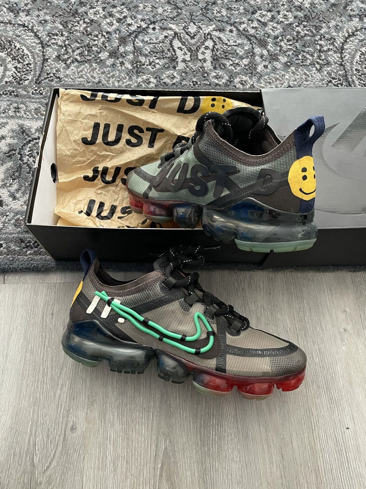 Cactus Plant Flea Market × Nike Cactus Plant Flea Market x Nike VaporMax 2019 Size US 9 / EU 42 - 6 Thumbnail
