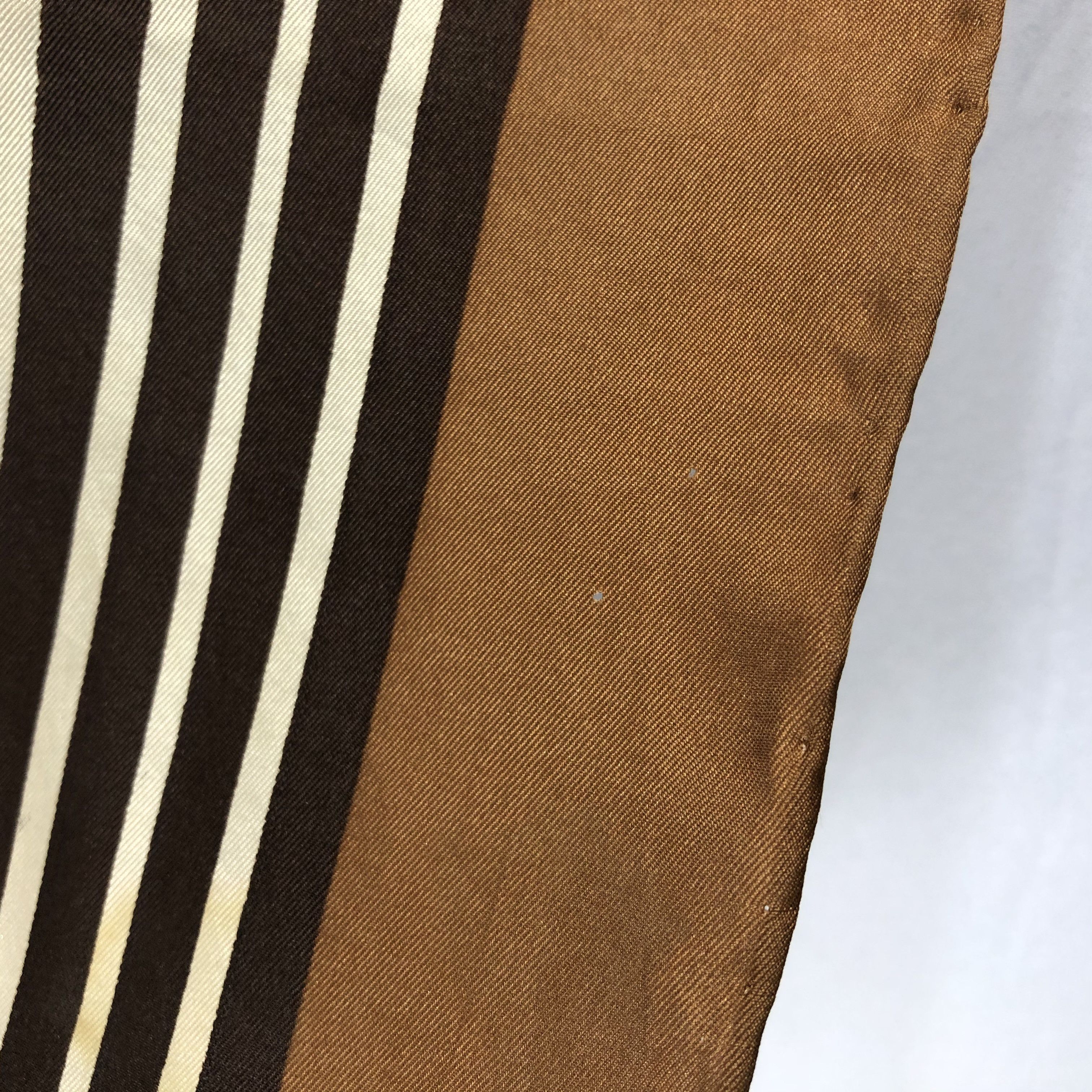 Hardy Amies Vintage Hardy Amies Silk Scarf Size ONE SIZE - 7 Thumbnail