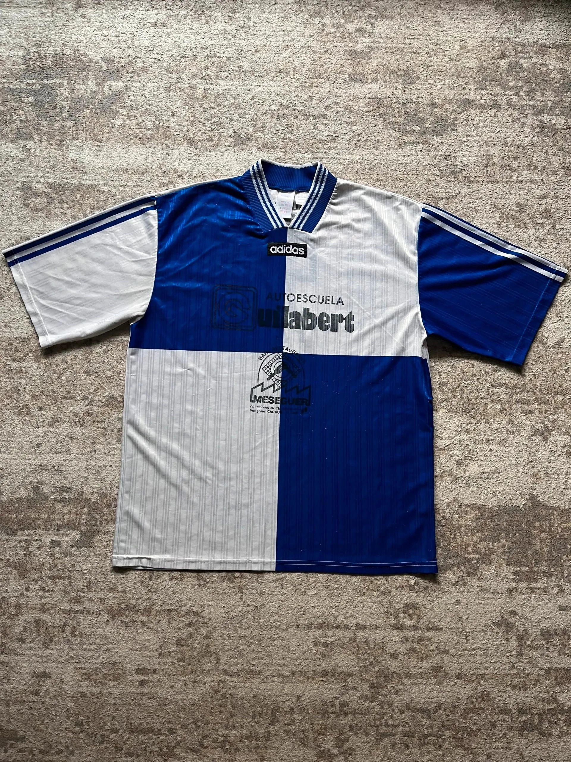 Adidas OG Adidas Vintage 1990s Football Soccer Jersey Sz XL Size US XL / EU 56 / 4 - 1 Thumbnail