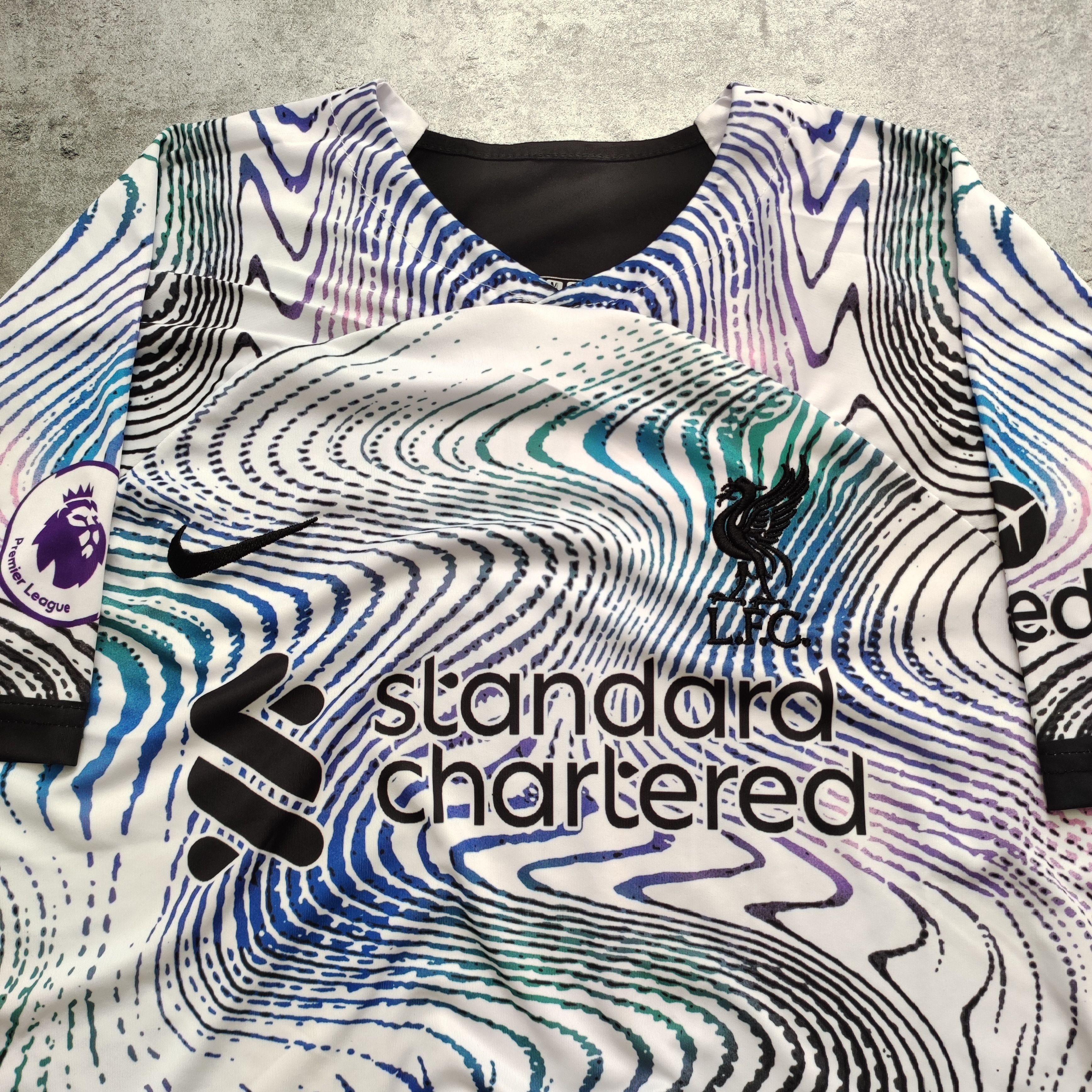 Nike RARE 2022/23 Nike x Liverpool FC #11 Salah Away Jersey Size US M / EU 48-50 / 2 - 4 Thumbnail