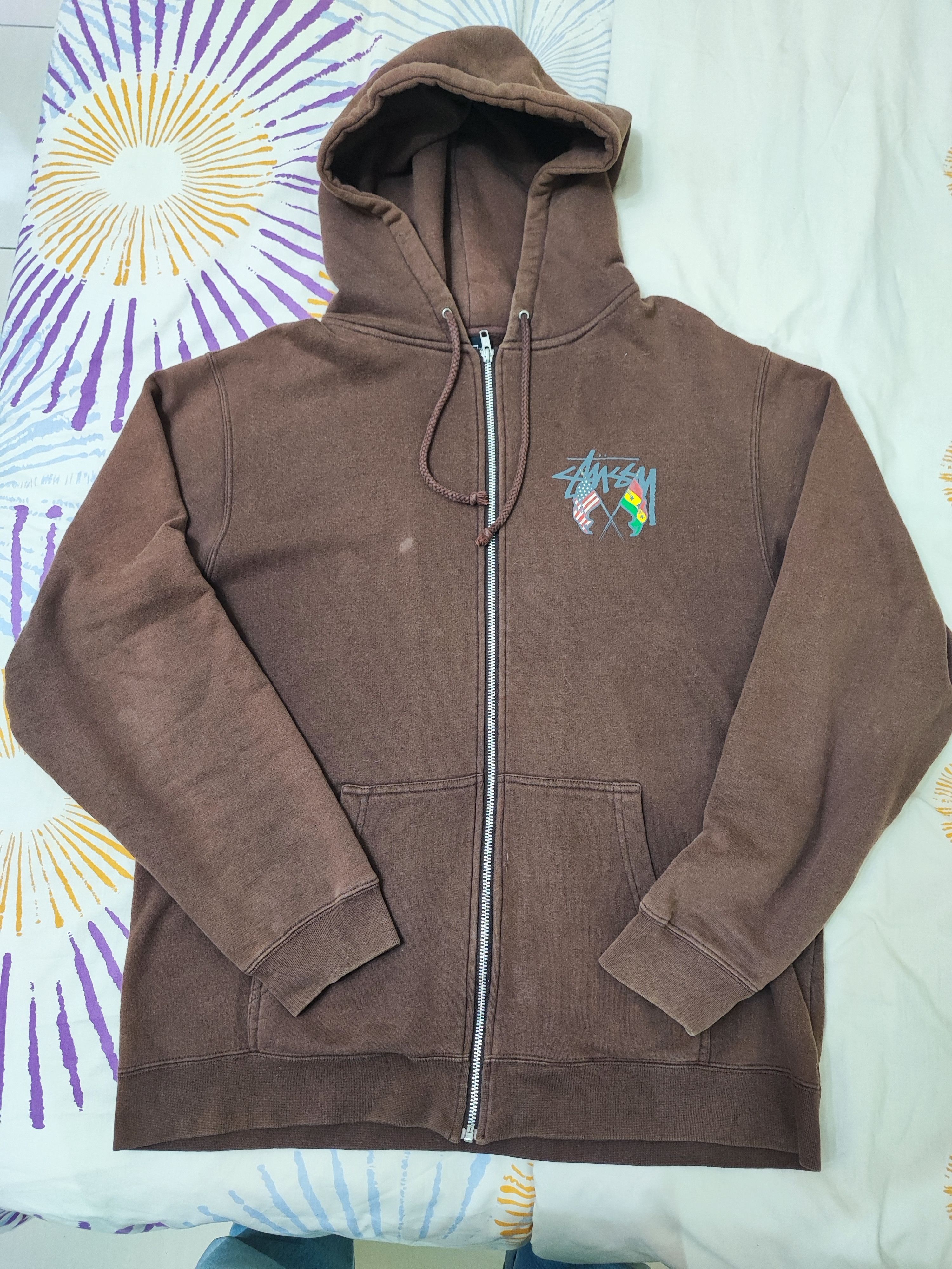 Vintage Vintage Stussy World Tribe Back Hit Zipper Hoodie Size US L / EU 52-54 / 3 - 2 Thumbnail