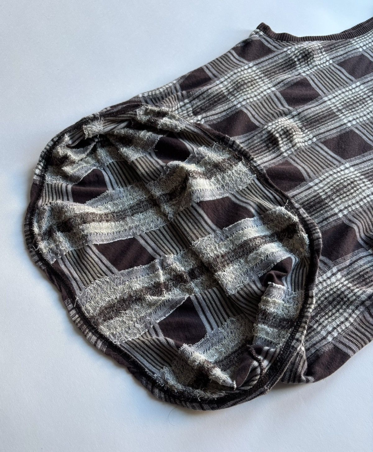 Japanese Brand VTG SLOWGUN Asymmetrical Warped Sweater Vest Size US M / EU 48-50 / 2 - 3 Thumbnail