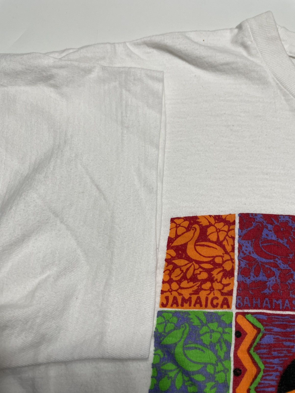 Vintage Vtg 90s single stitch Bahamas tropical paradise Caribbean Size US M / EU 48-50 / 2 - 5 Thumbnail