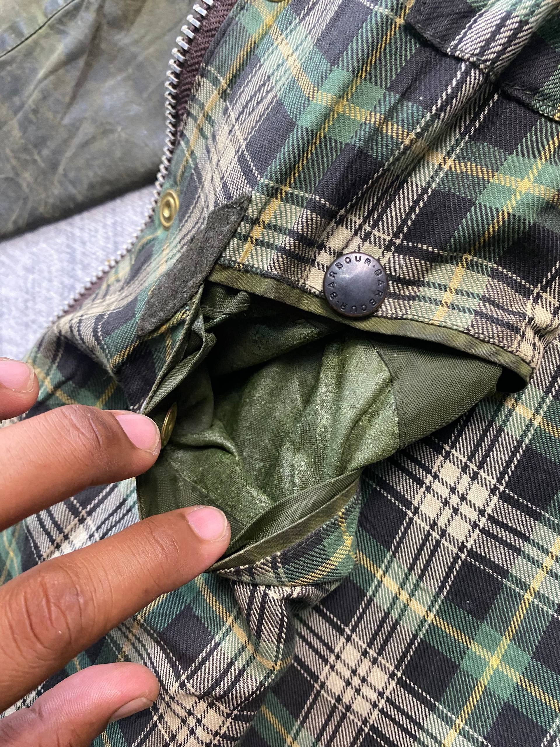 Barbour Vintage Barbour Border Waxed Jacket Size US L / EU 52-54 / 3 - 19 Thumbnail