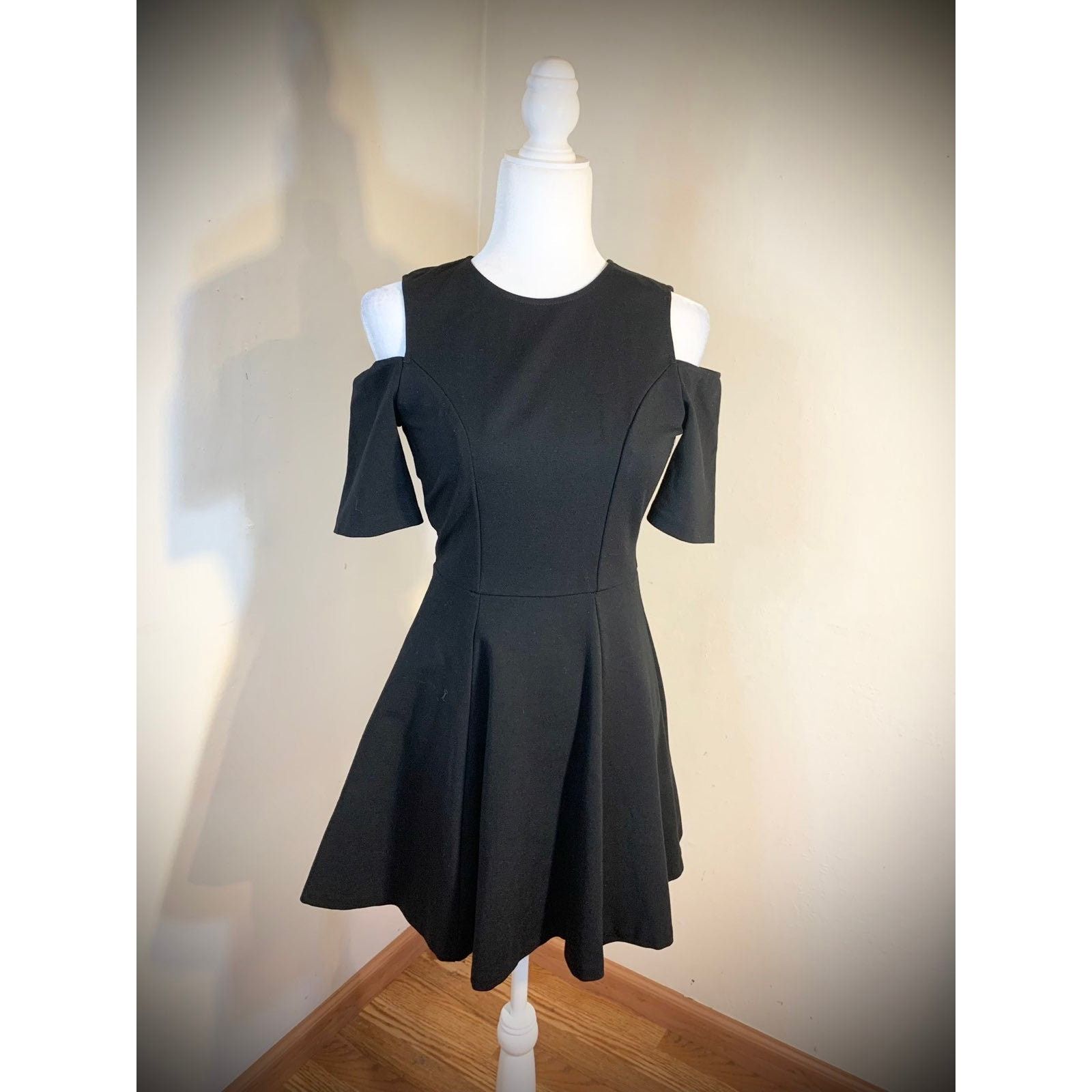 Other Bar III Womens Dress Size S Black Color Mini Dress Size S / US 4 / IT 40 - 8 Thumbnail