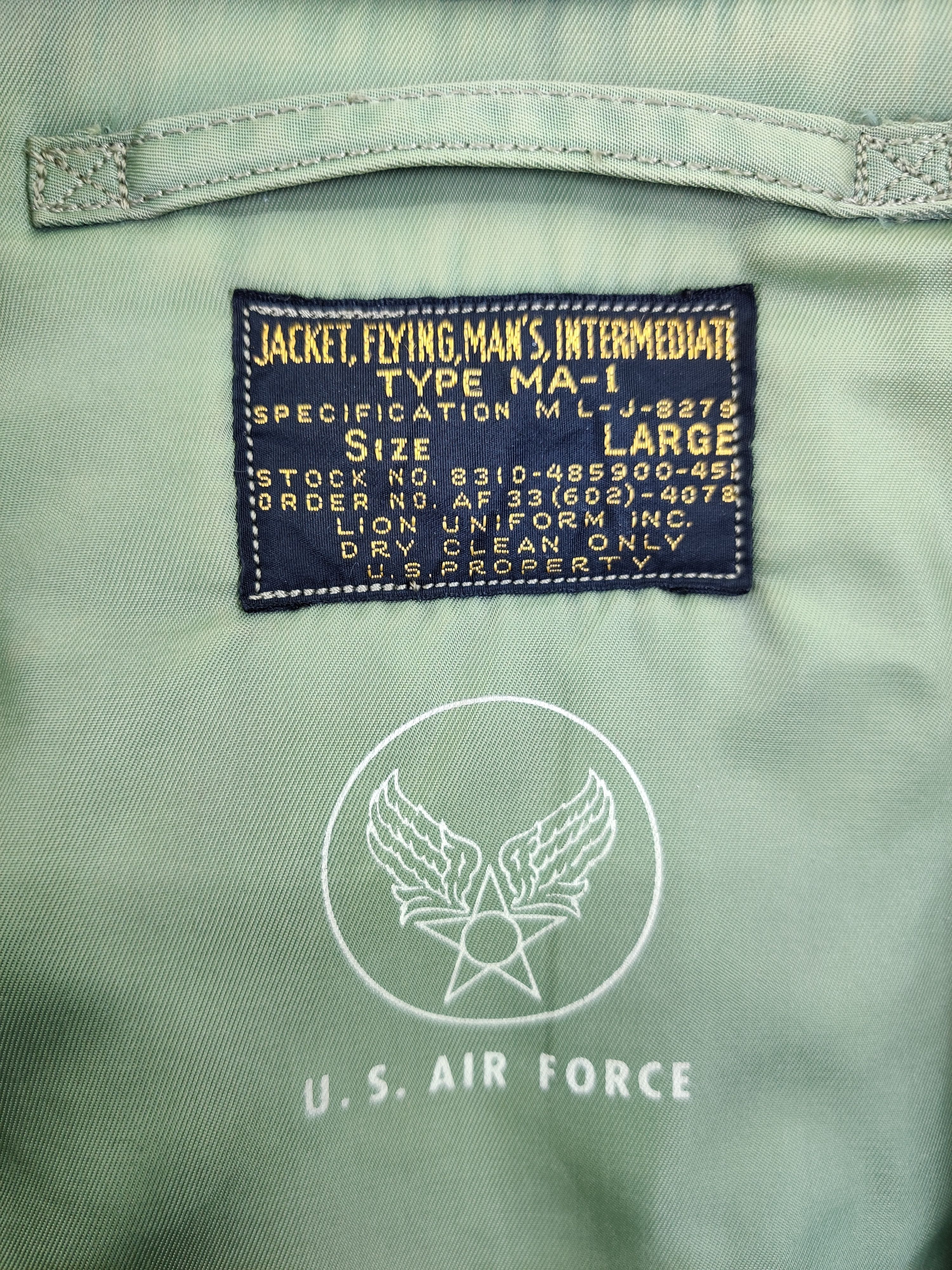 Buzz Rickson's Vintage Buzz Rickson's Distressed Ma-1 Flight Jacket Size US L / EU 52-54 / 3 - 17 Thumbnail