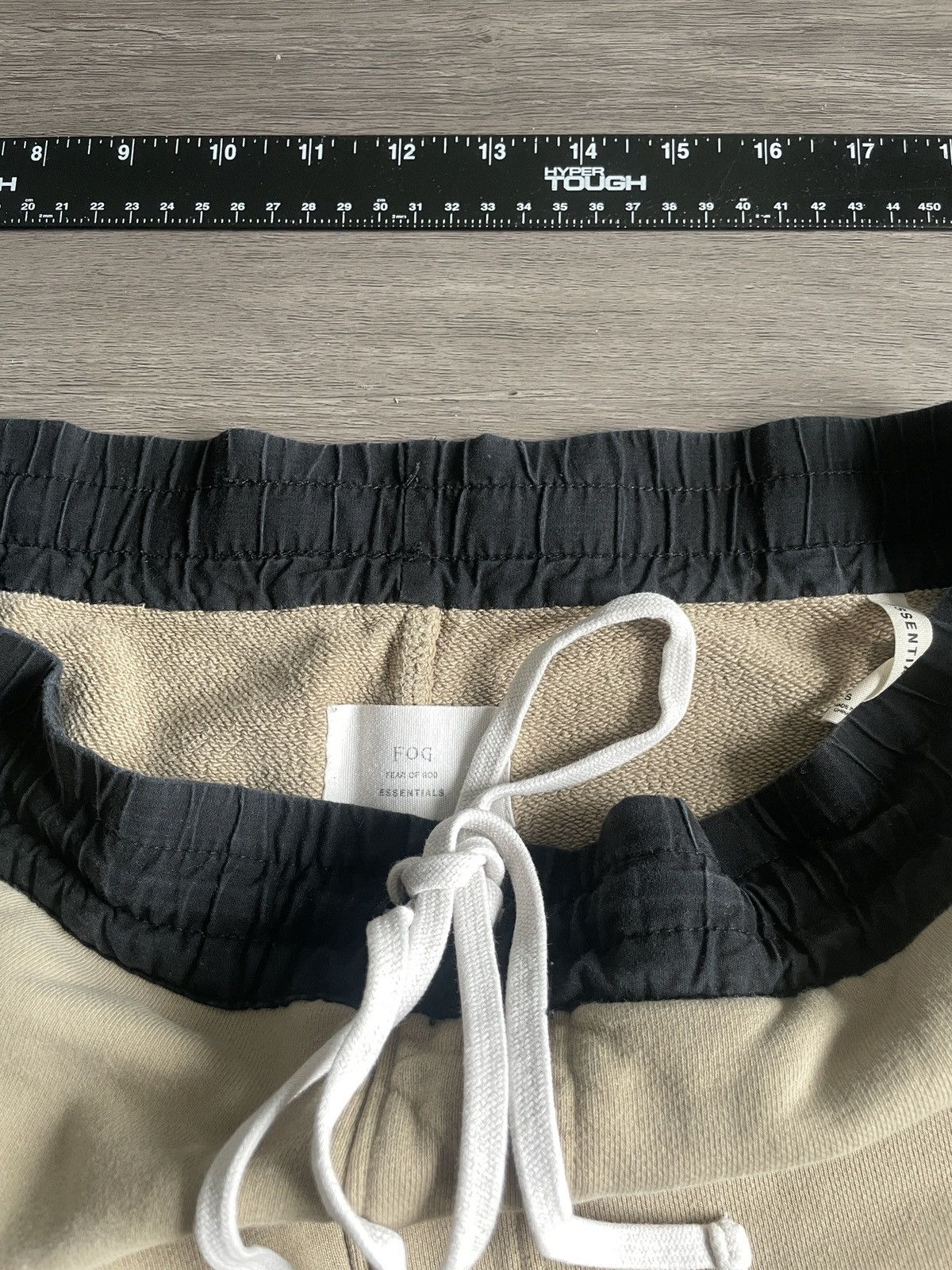 Fear of God Fear of God “Essentials” Fleece Shorts (Sz.S) Size US 31 - 2 Thumbnail