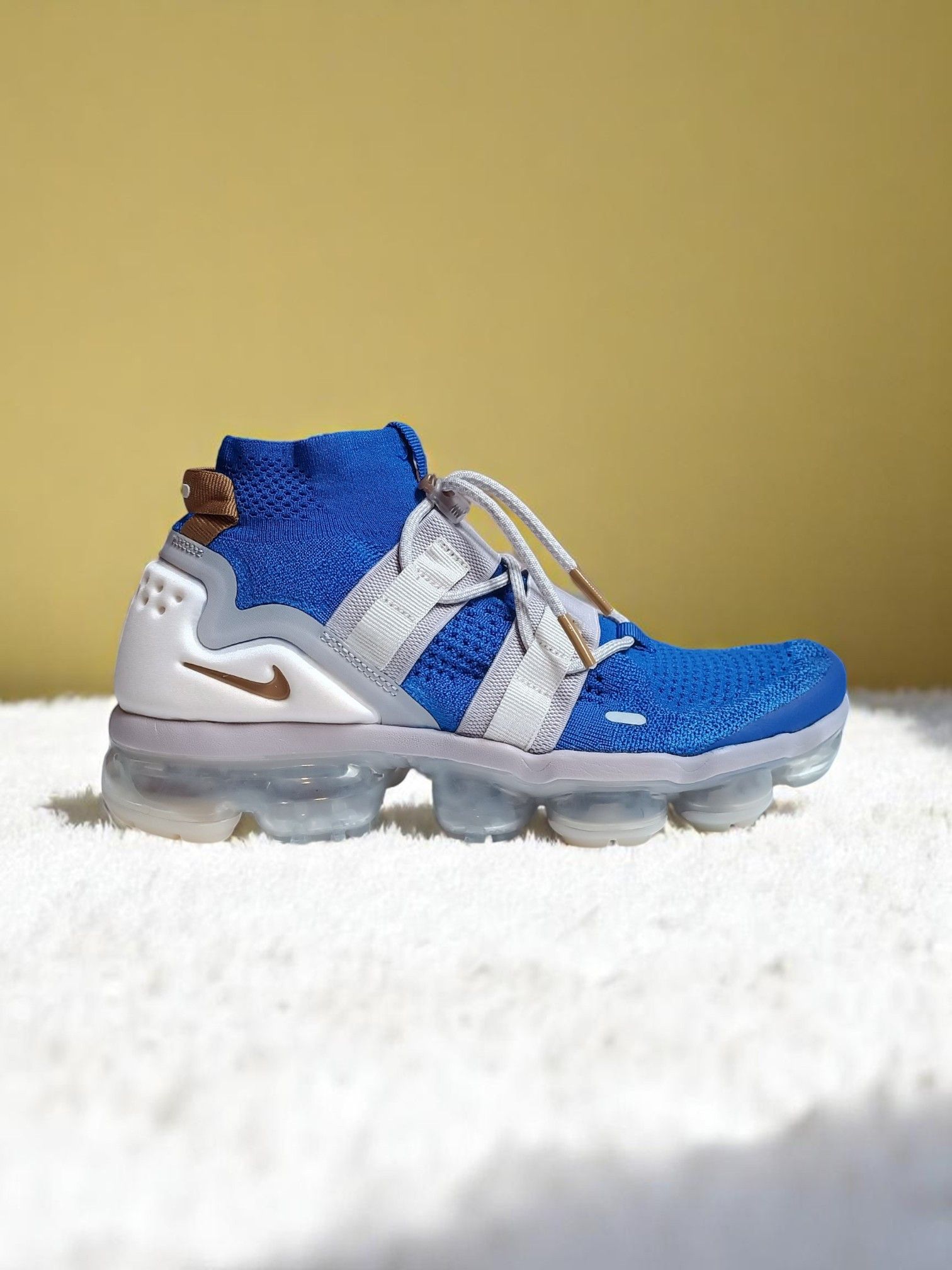 Nike Air Vapormax Flyknit Utility 'Racer Blue Moon Particle' 2018 Size US 8 / EU 41 - 10 Thumbnail