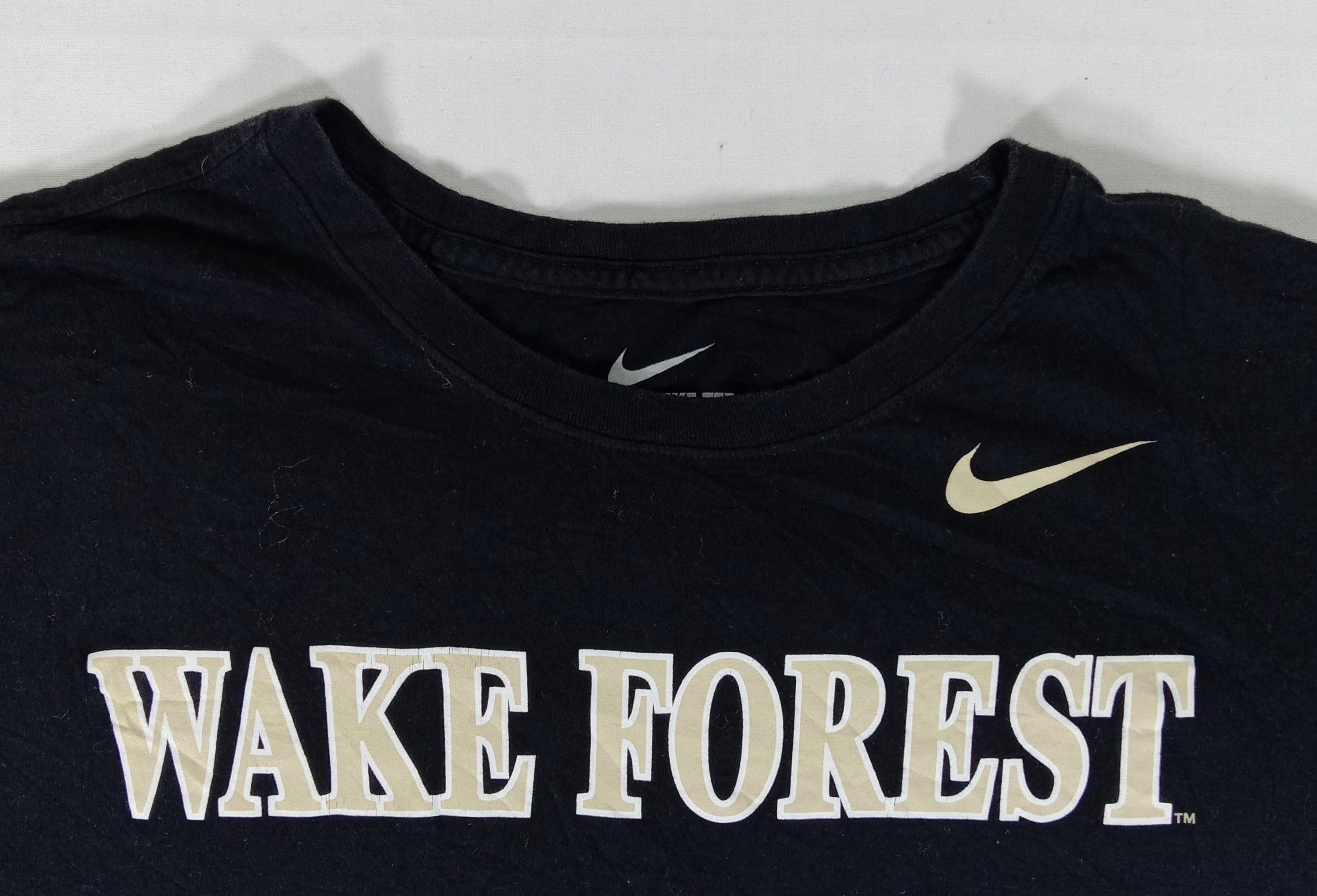 Nike Vintage Nike Wake Forest T Shirt Size US L / EU 52-54 / 3 - 2 Thumbnail