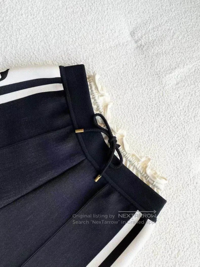 Louis Vuitton Louis Vuitton size xs Black and white striped side panel pr Size 25" / US 0 / IT 36 - 4 Thumbnail