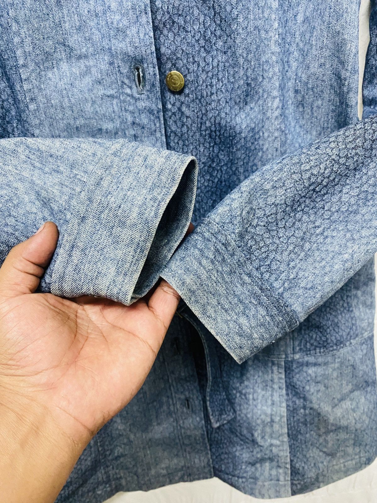 Tornado Mart (L) TORNADO MART FEMME STUDDED HONEYCOMB DENIM JACKET Size S / US 4 / IT 40 - 11 Thumbnail
