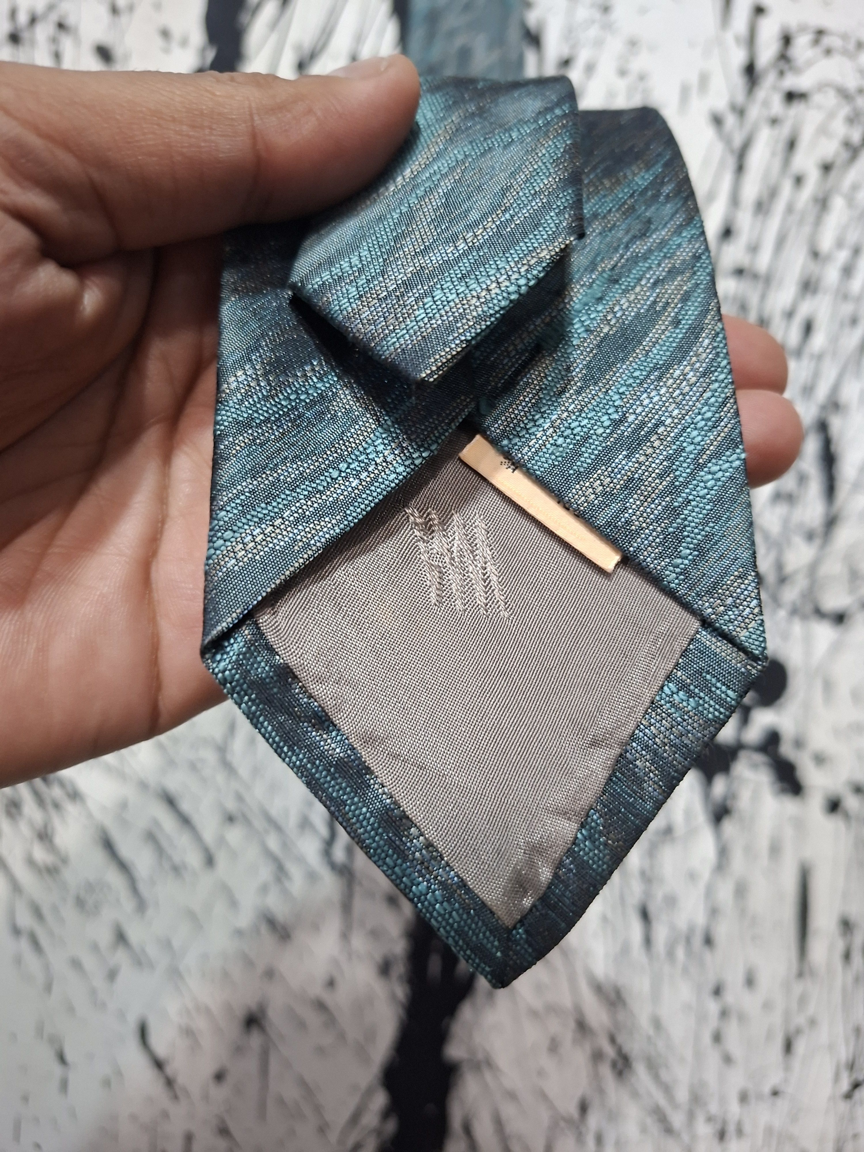 Issey Miyake ISSEY MIYAKE ABSTRACT DESIGN 100% SILK TIE Size ONE SIZE - 5 Thumbnail