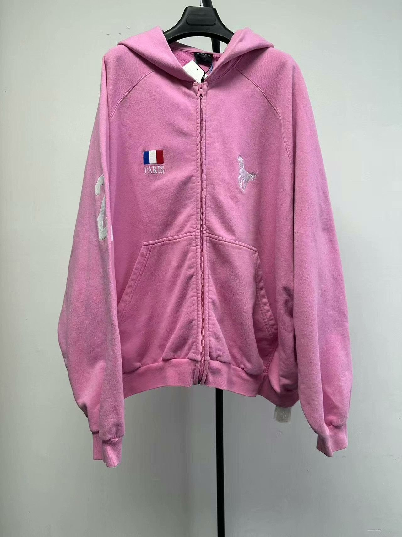 トップス Balenciaga 23ss zip-up Hoodie Pink Balenciaga Balenciaga 23SS Pink Zip-Up Sweatshirt - dmc | Grailed