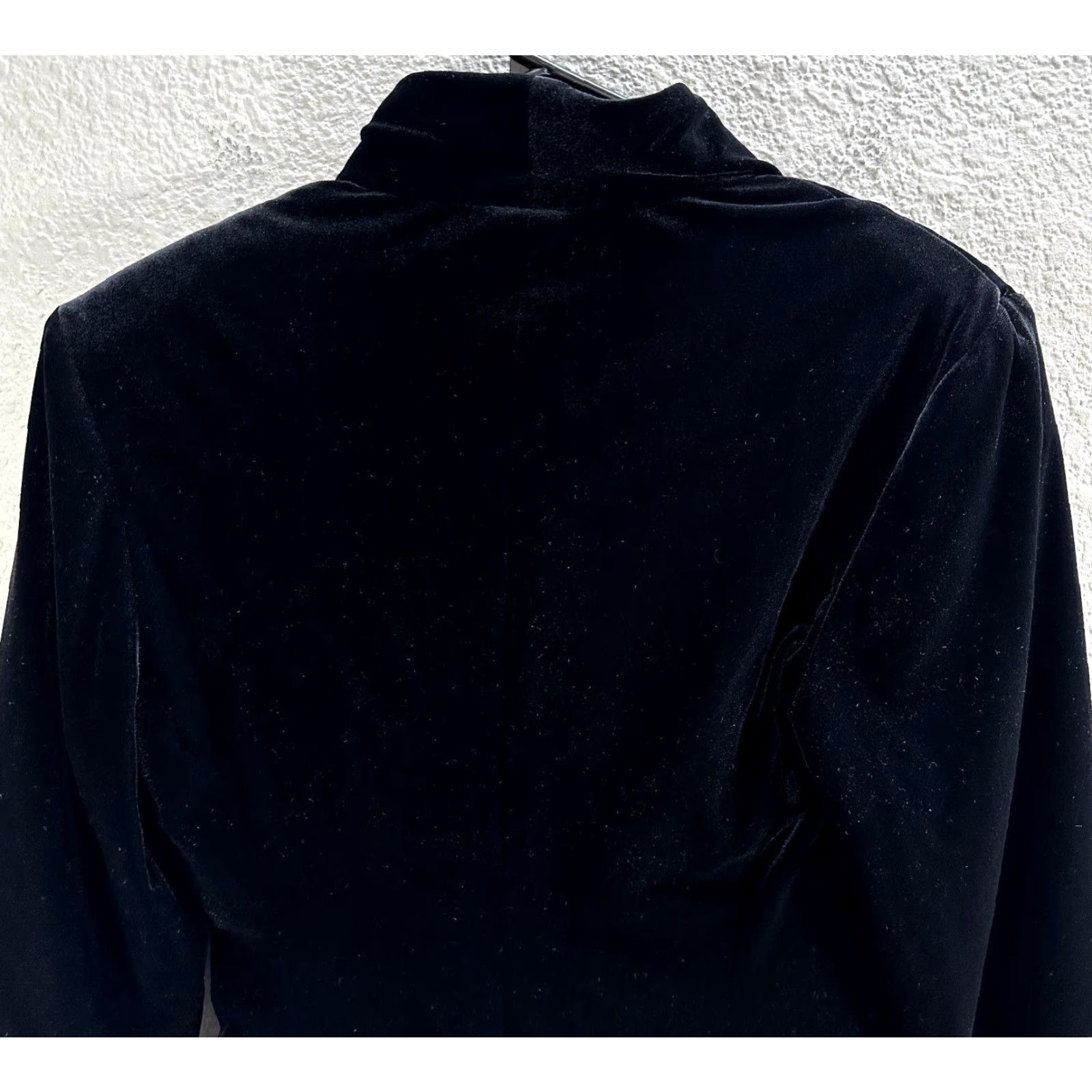 Velvet VINTAGE Veronique Young for W Collection Black Velvet Velour Jacket Gothic Sz 2 Women’s Velvet Jacket Gothic Woman XS? Size XS / US 0-2 / IT 36-38 - 7 Thumbnail
