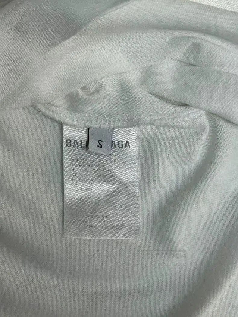 Balenciaga Balenciaga Chest Logo White Short Sleeve Tee. Size US S / EU 44-46 / 1 - 4 Thumbnail