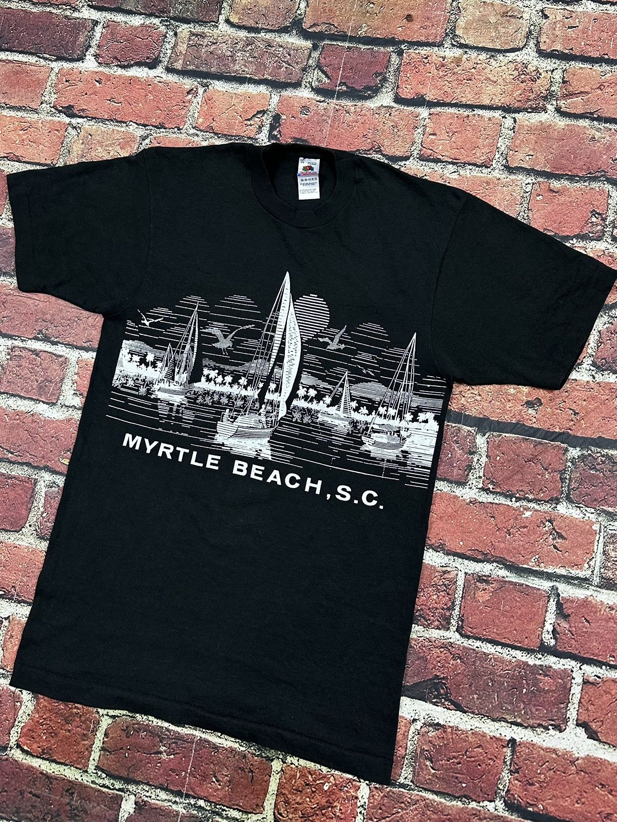 Fruit Of The Loom × Vintage Vintage 90s Myrtle Beach South Carolina T Shirt Sail Boats Size US L / EU 52-54 / 3 - 4 Thumbnail