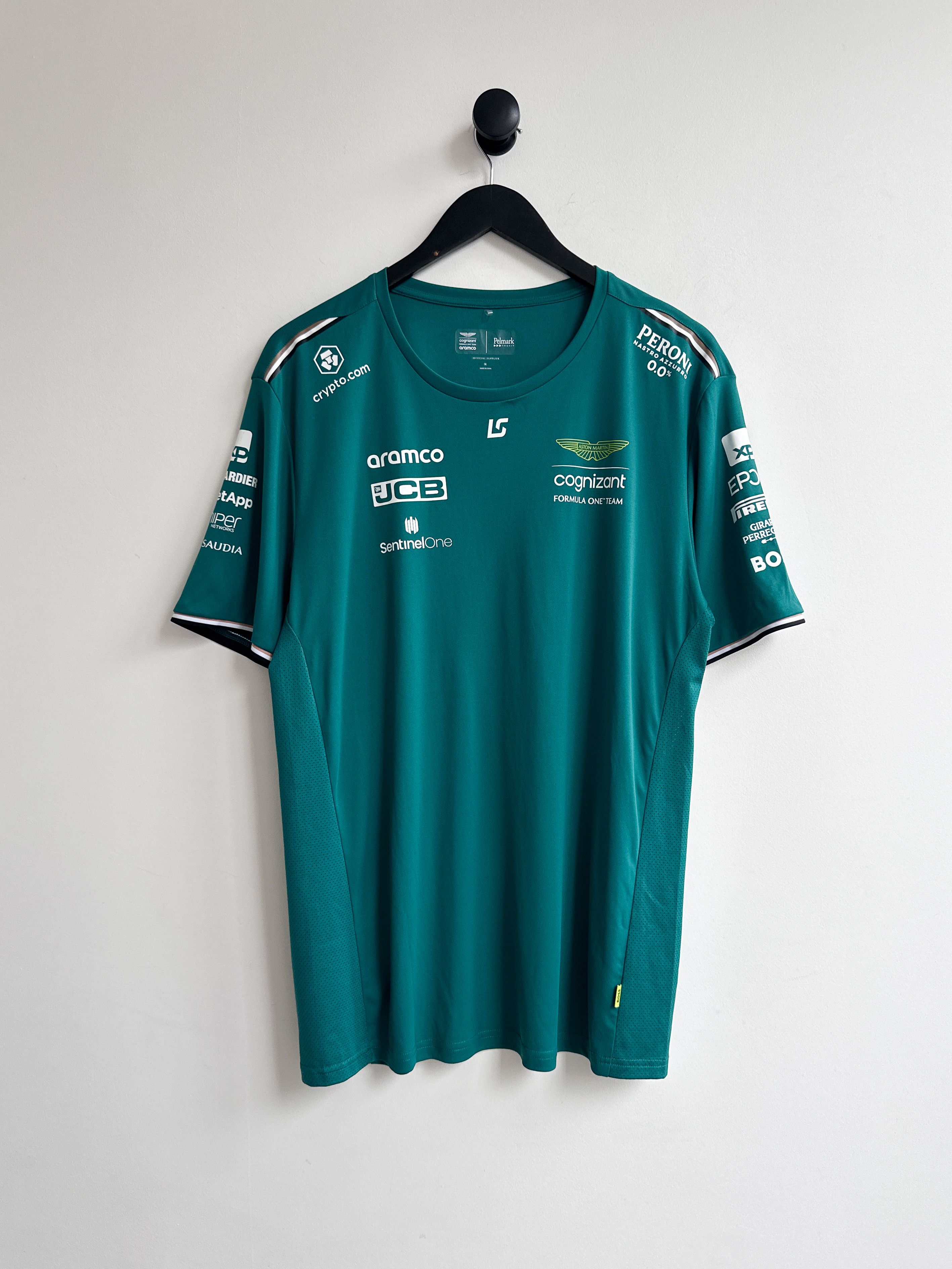 Formula 1 Aston Martin Formula 1 Team Tee Jersey Size US XL / EU 56 / 4 - 1 Thumbnail