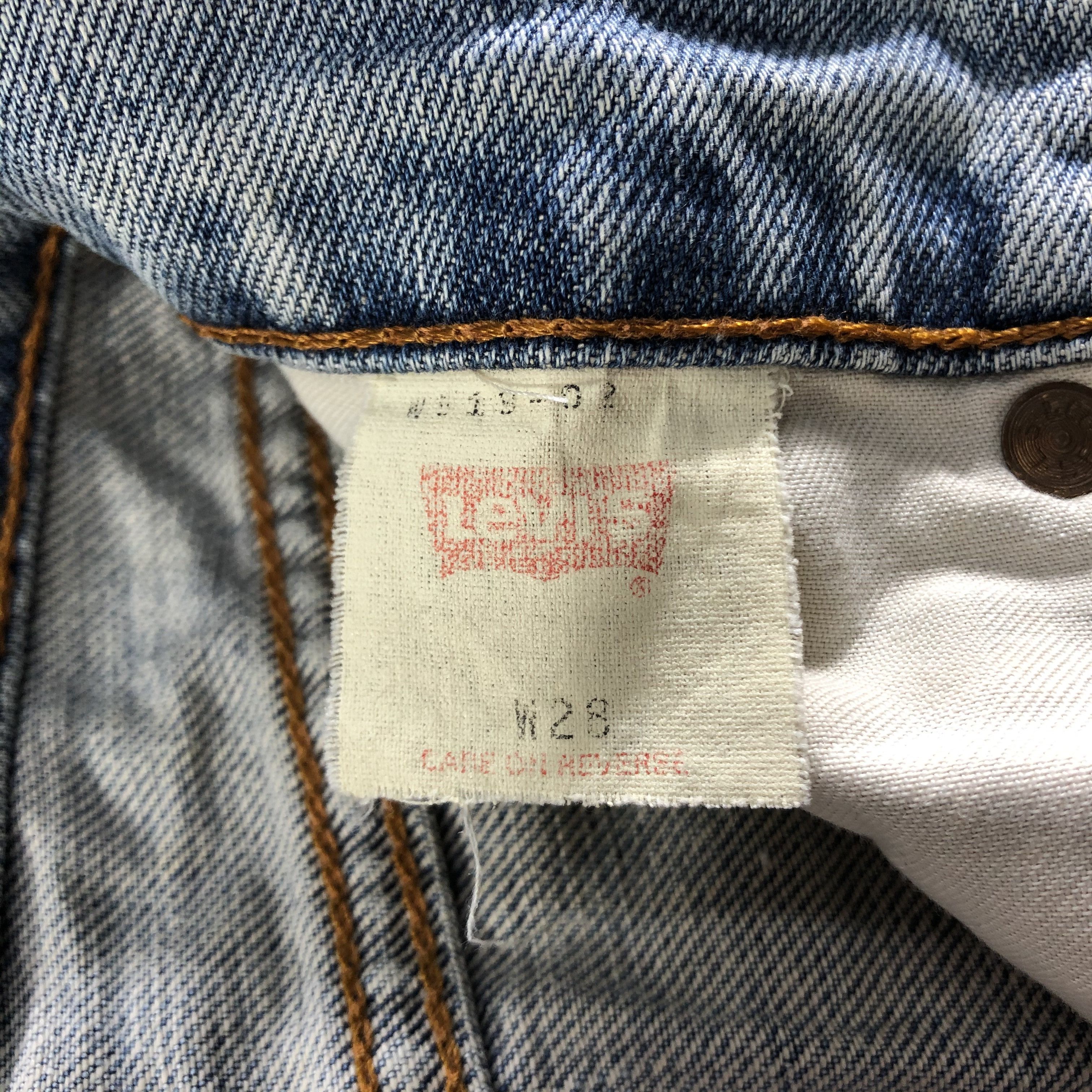Levi's 90s Vintage Blue Wash Levis 519 Jeans-J2893 Size US 26 / EU 42 - 11 Thumbnail