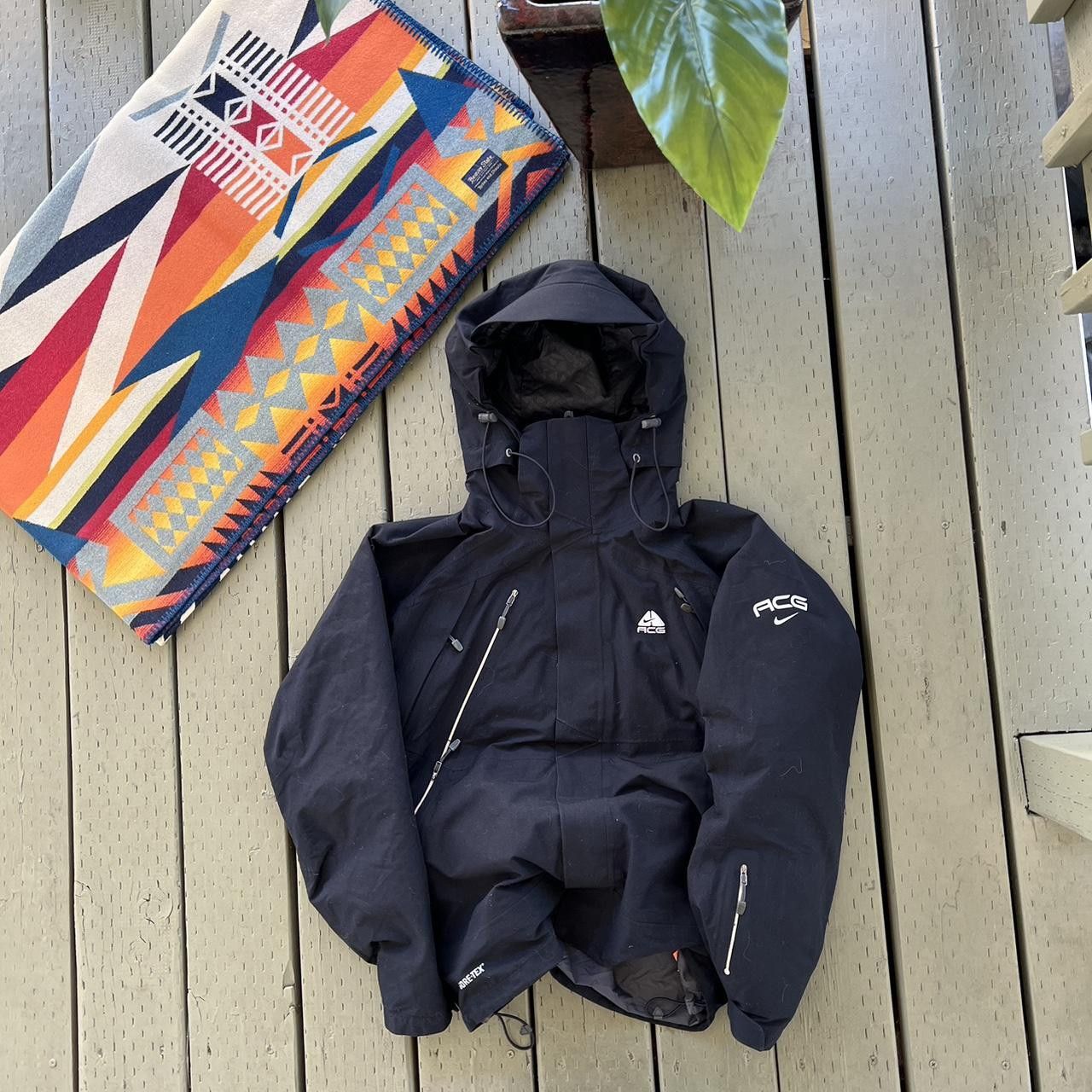 Nike ACG jacket Goretex Ventilated Reflective Ski Jacket