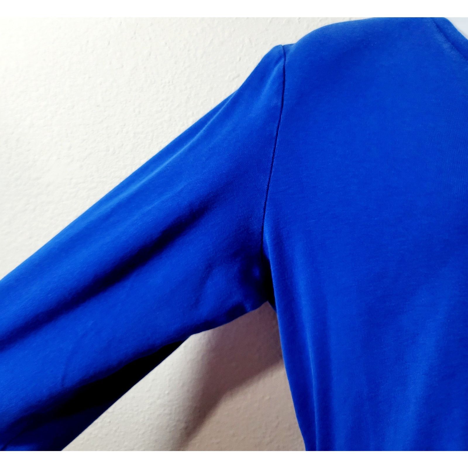 Other St John's Bay Blue V Neck 3/4 Sleeves Top Large Lightweight Size L / US 10 / IT 46 - 2 Thumbnail