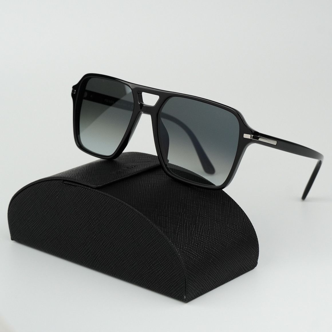 Prada NEW Prada PR20YS 1AB06T Unisex Pilot Sunglasses Size ONE SIZE - 1 Thumbnail