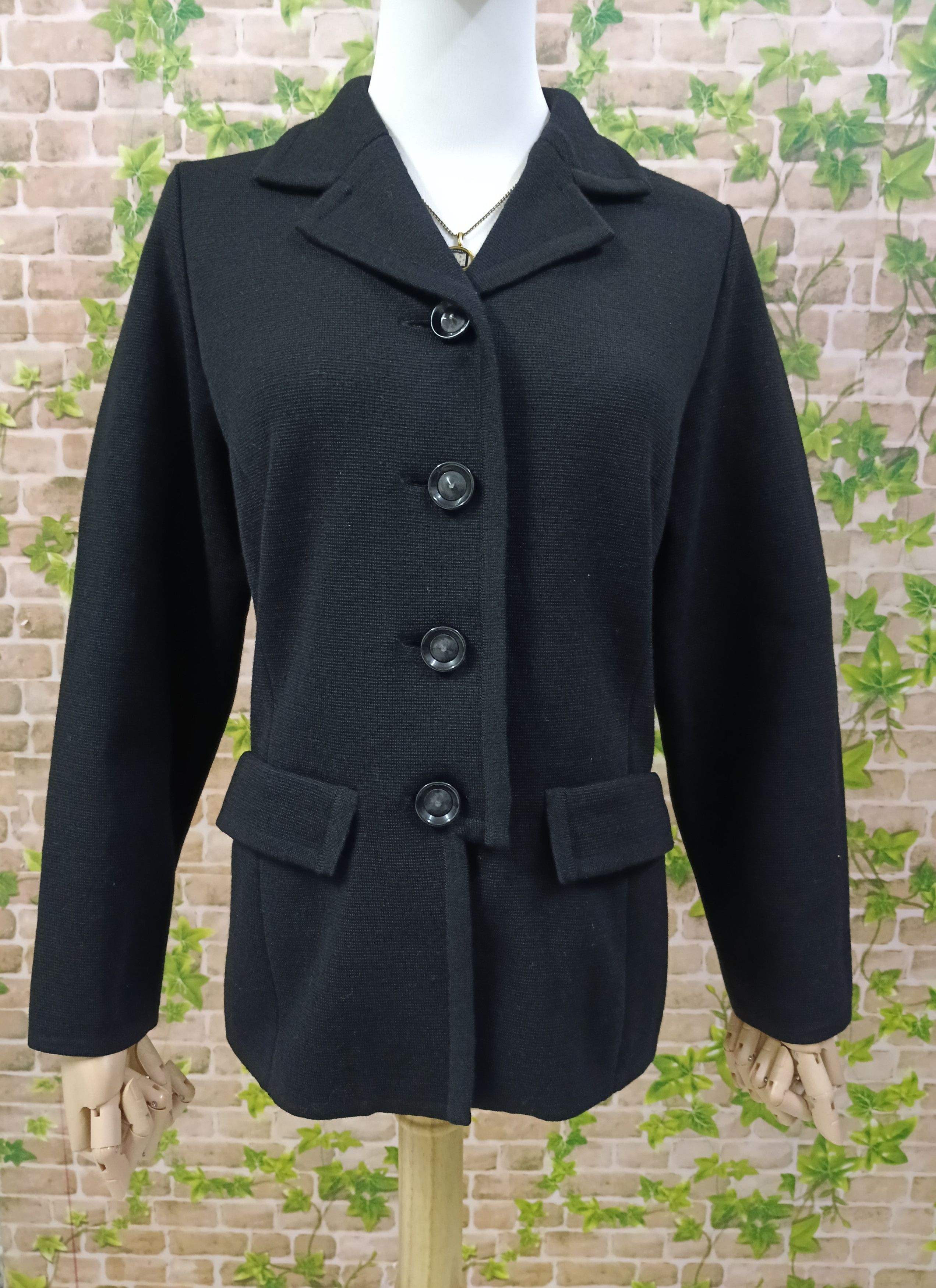 Yves Saint Laurent YVES SAINT LAURENT WOOL BLAZER Size M / US 6-8 / IT 42-44 - 2 Thumbnail