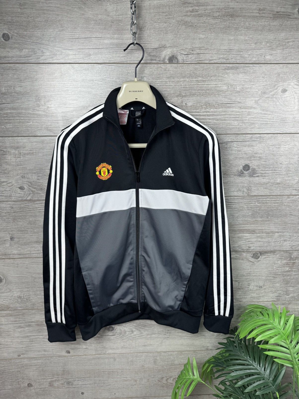 Adidas Adidas FC Machester United Football Jacket size M Size US M / EU 48-50 / 2 - 5 Thumbnail