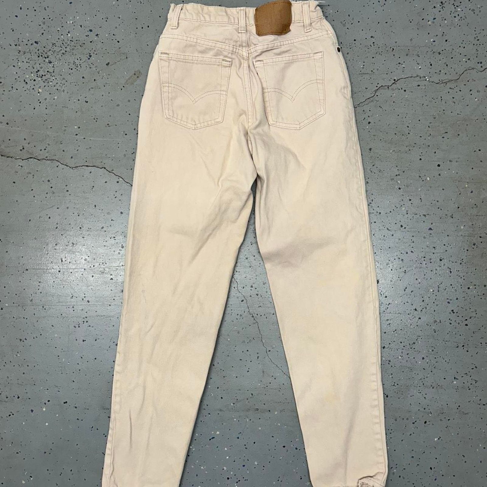 Levi's VTG Cream Levi's 550 jeans Size 28" / US 6 / IT 42 - 7 Thumbnail