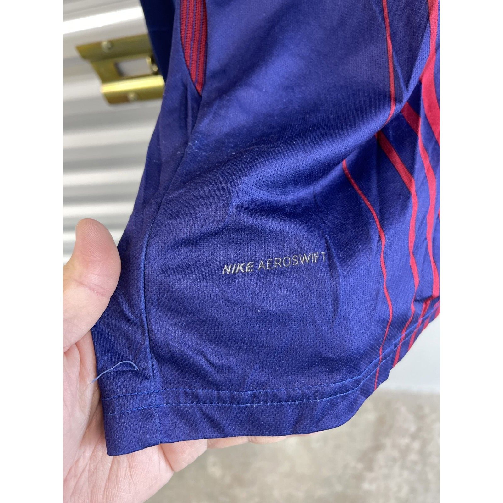 Nike VTG 90S Y2K RARE NIKE FC BARCELONA RAKUTEN UNICEF SOCCER JER Size ONE SIZE - 4 Thumbnail