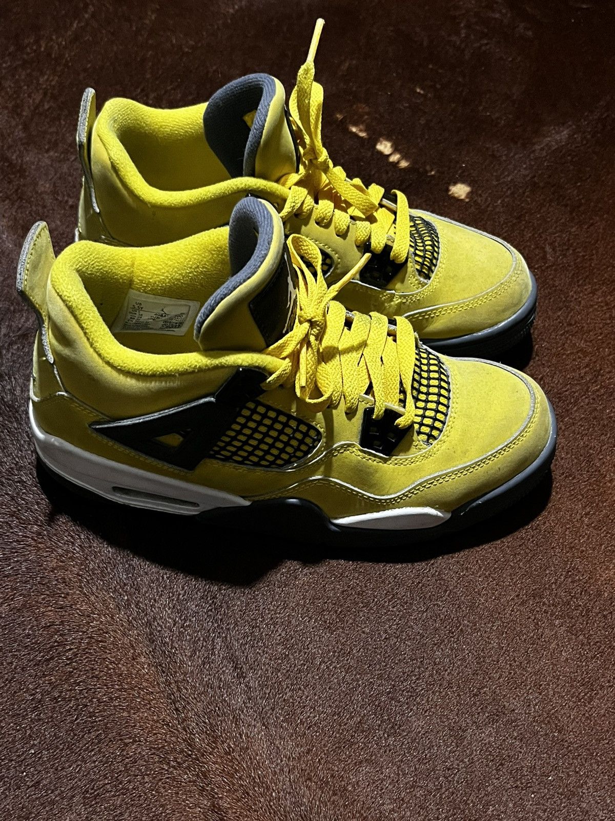 Jordan Brand Jordan 4 Retro Lighting Size US 5.5 / EU 38 - 4 Thumbnail