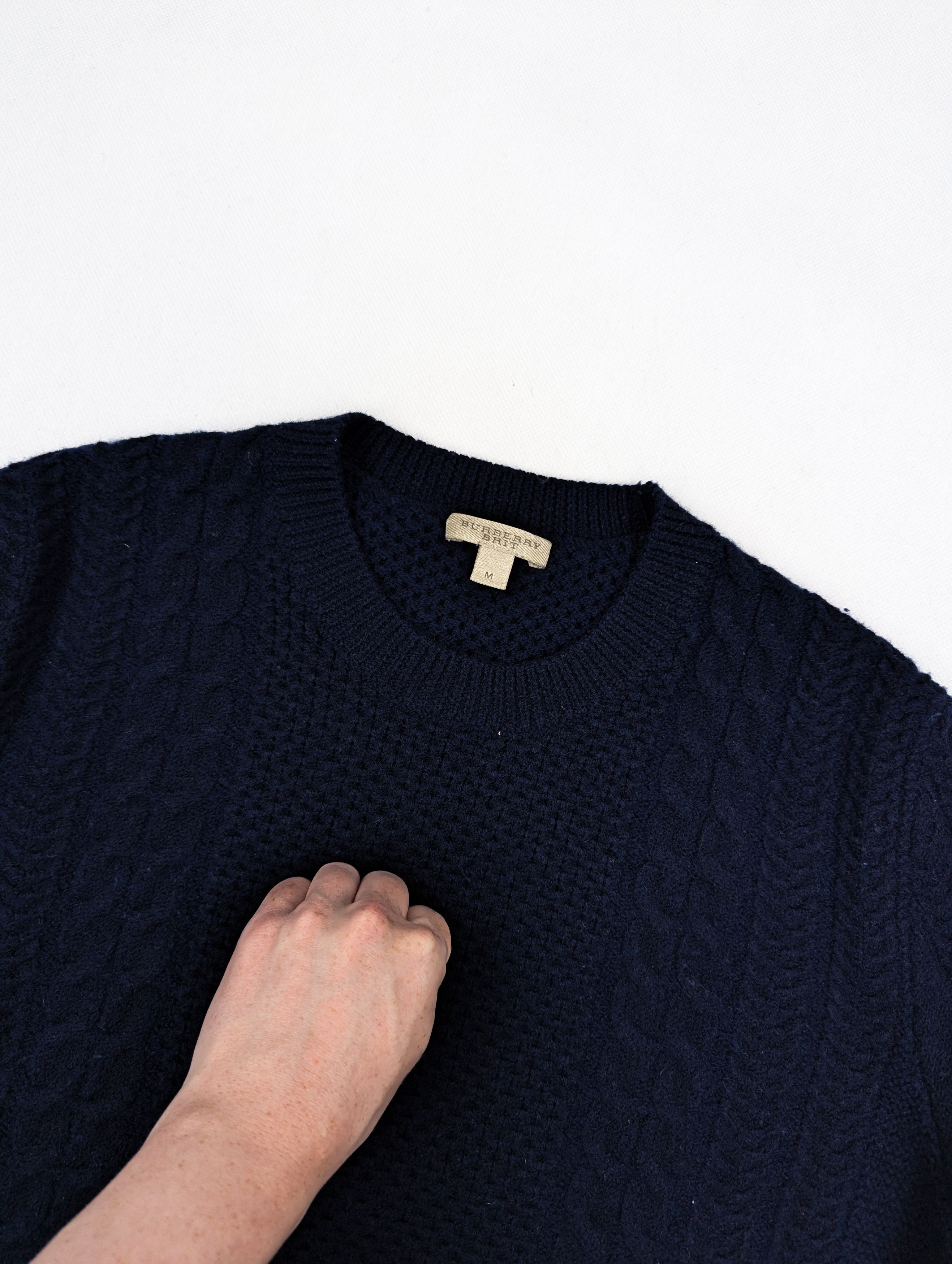 Burberry Burberry 100% extra merino wool heavy braid sweater jumper M Size US M / EU 48-50 / 2 - 2 Thumbnail