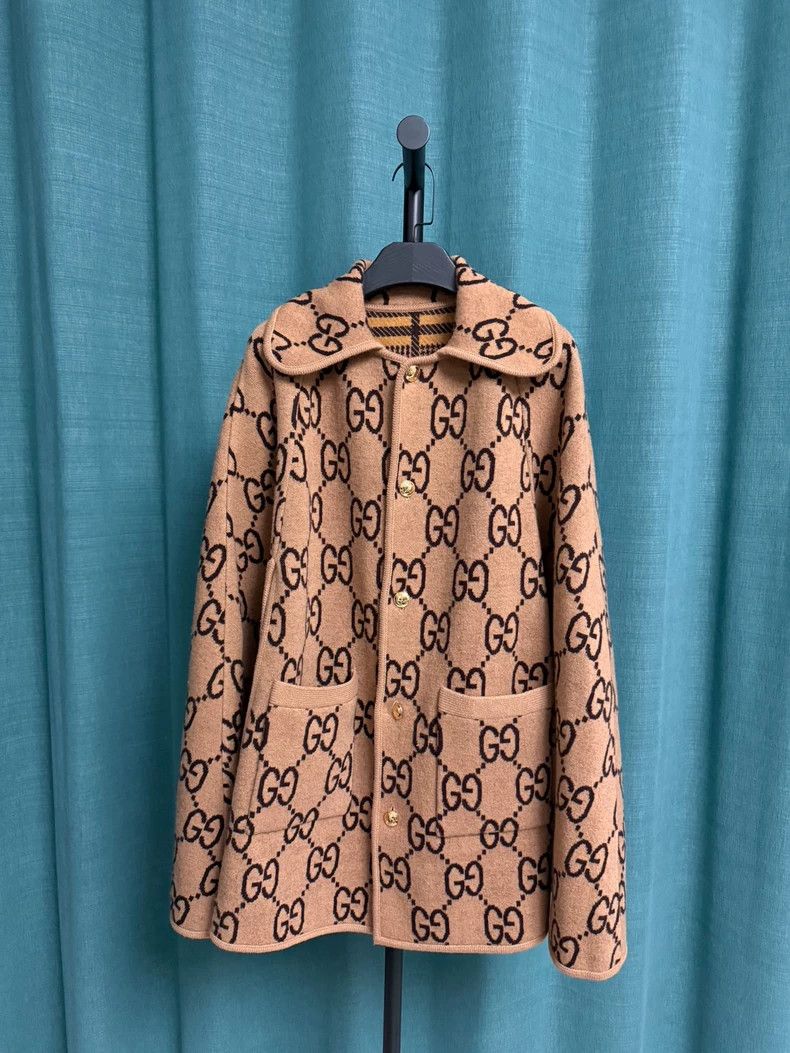 Gucci Gucci Double-faced Wool Cape with Logo Print-dmc Size US S / EU 44-46 / 1 - 1 Thumbnail