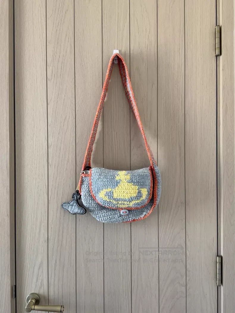 Vivienne Westwood Vivienne Westwood size os Lucky Crescent-Shaped Crochet Bag Size ONE SIZE - 1 Thumbnail