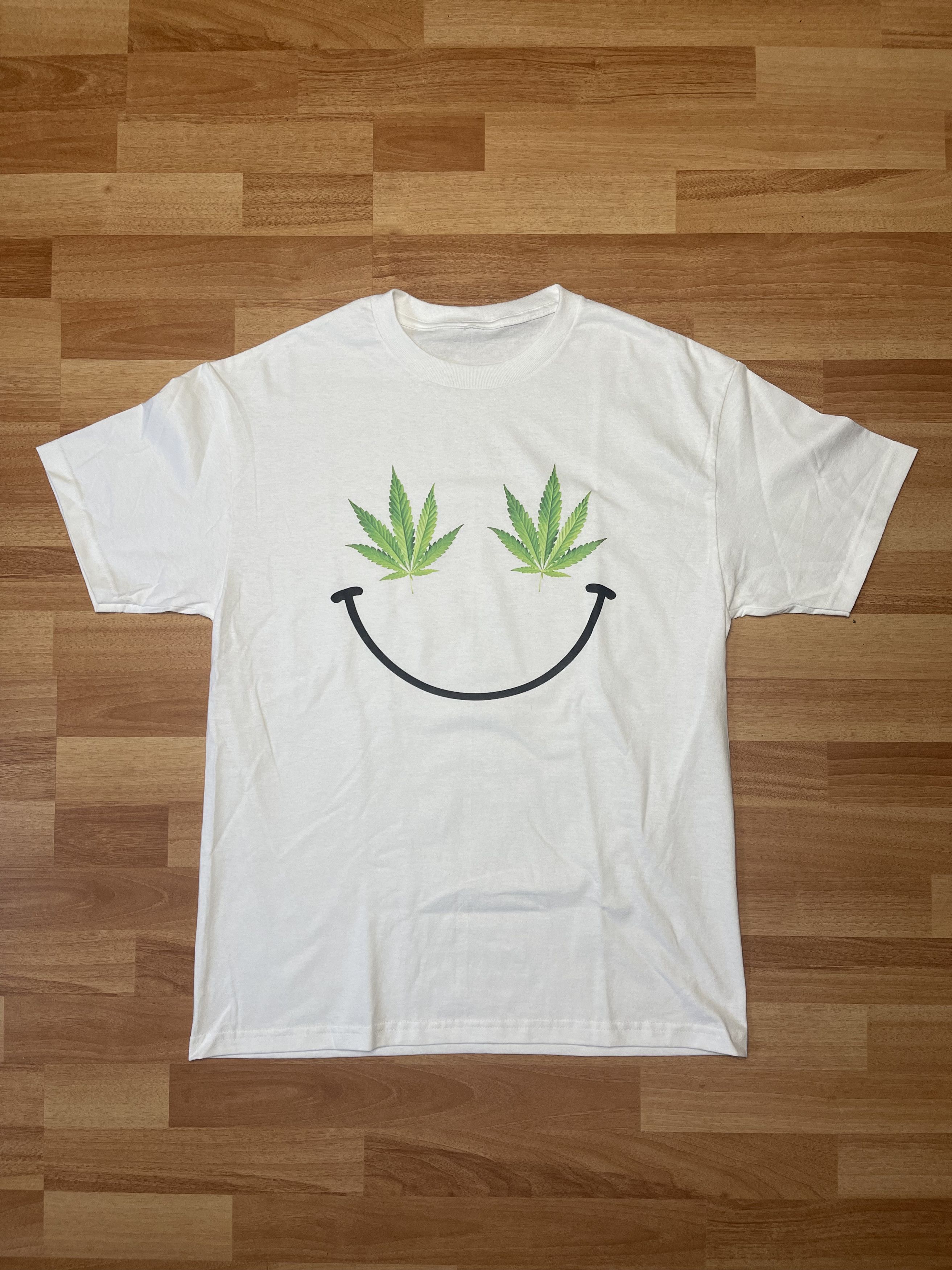 Vintage Happy Weed Face T-shirt Size US L / EU 52-54 / 3 - 1 Thumbnail