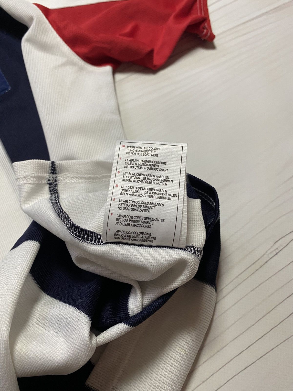 Vintage Vintage Diadora West Bromwich Albion 2003/04 home t shirt Size US XL / EU 56 / 4 - 5 Thumbnail