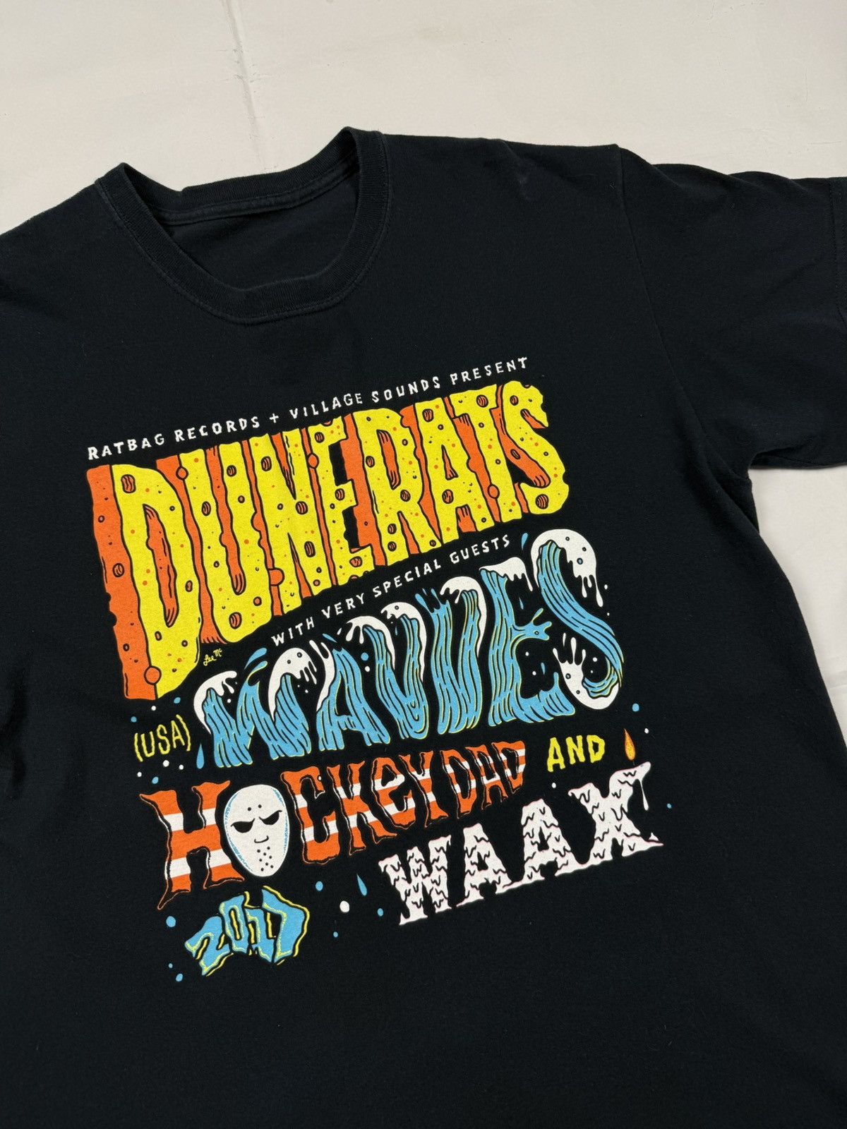 Band Tees Dune Rats, Wavves, Hockey Dad & Waax Tour Tee Size US L / EU 52-54 / 3 - 2 Thumbnail