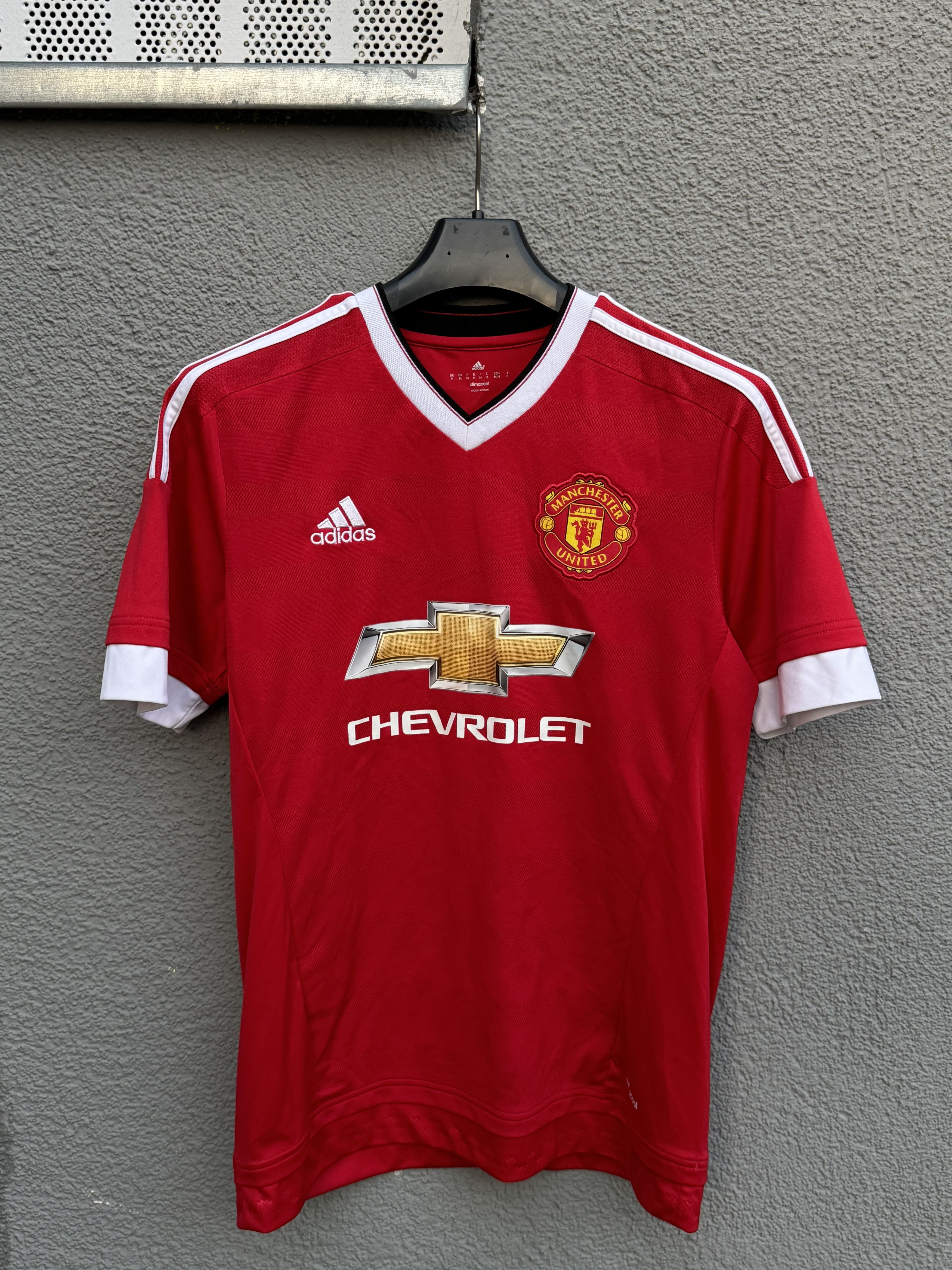 Adidas Manchester United #9 Martial Jersey 2015/16 Soccer Size US M / EU 48-50 / 2 - 1 Thumbnail