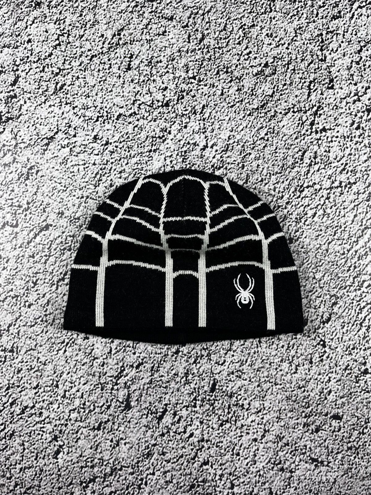 Spyder Vintage Y2K spider spiderweb beanie winter hat opium Size ONE SIZE - 1 Thumbnail
