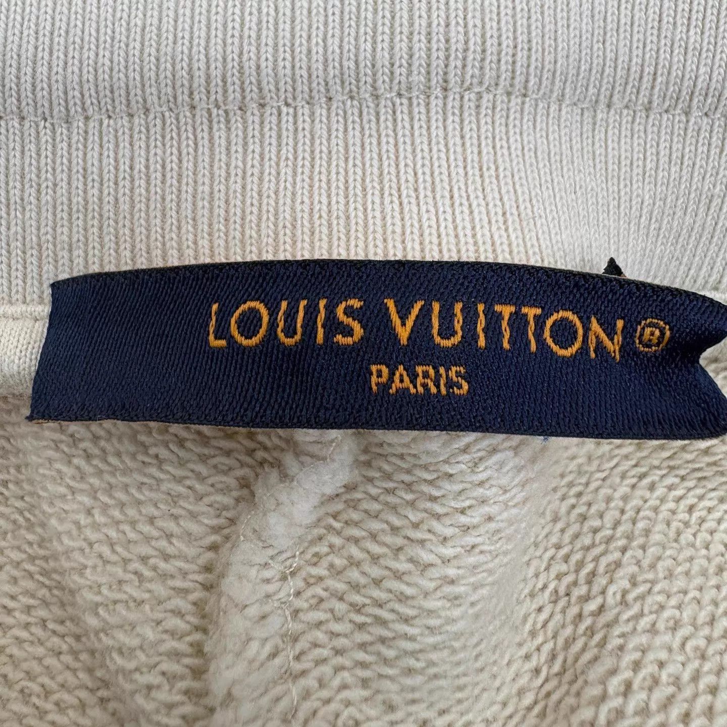 Louis Vuitton LV 25FW Beige Logo Embroidery Short L Size US 34 / EU 50 - 4 Thumbnail