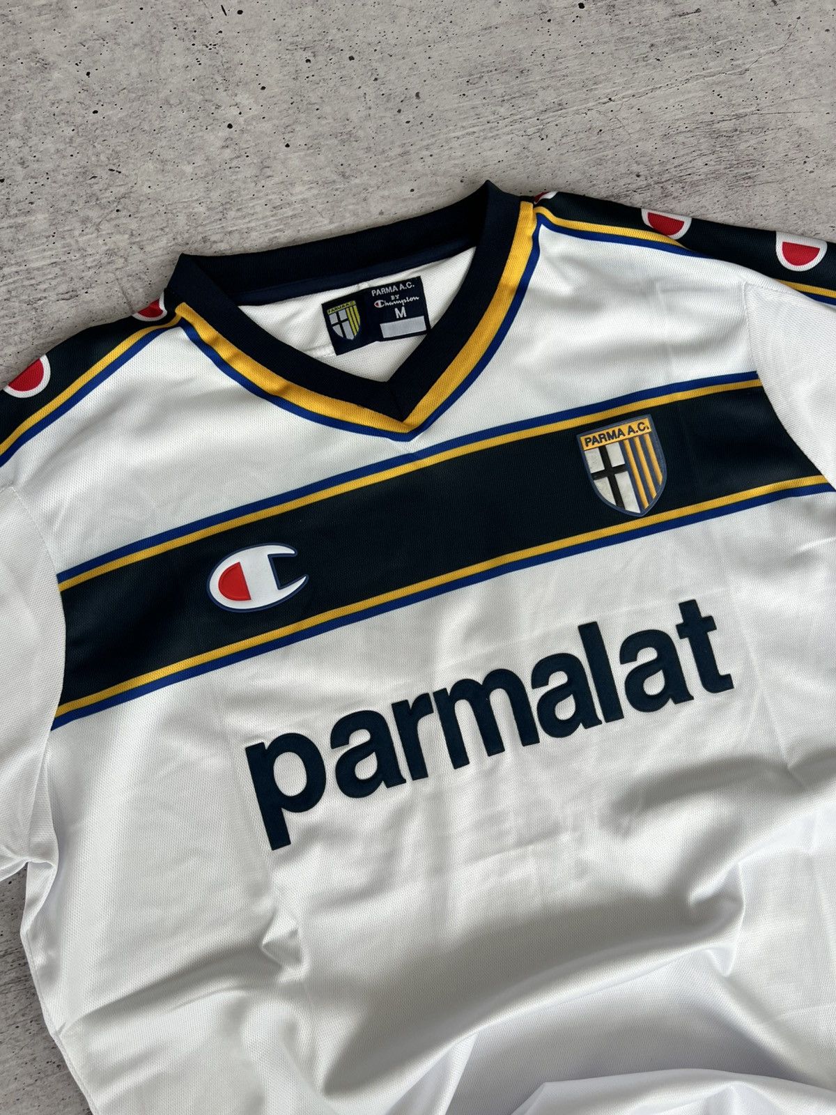 Champion Champion Parma 2002/2003 Away Jersey Size US M / EU 48-50 / 2 - 5 Thumbnail