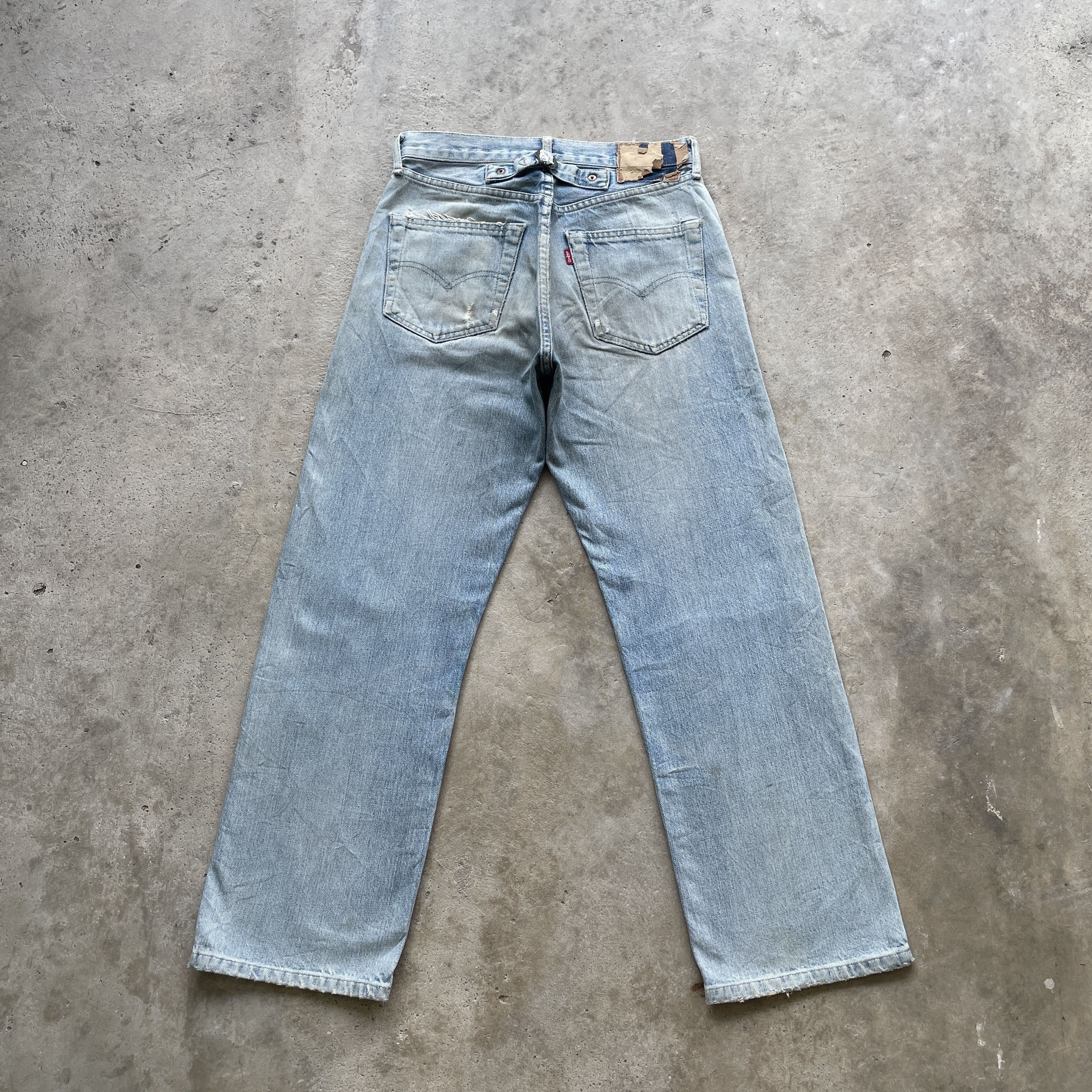 Levi's × Vintage VINTAGE LEVI’S BIG E FADED WASH DISTRESSED BUCKLE JEANS PANT Size US 29 - 14 Thumbnail