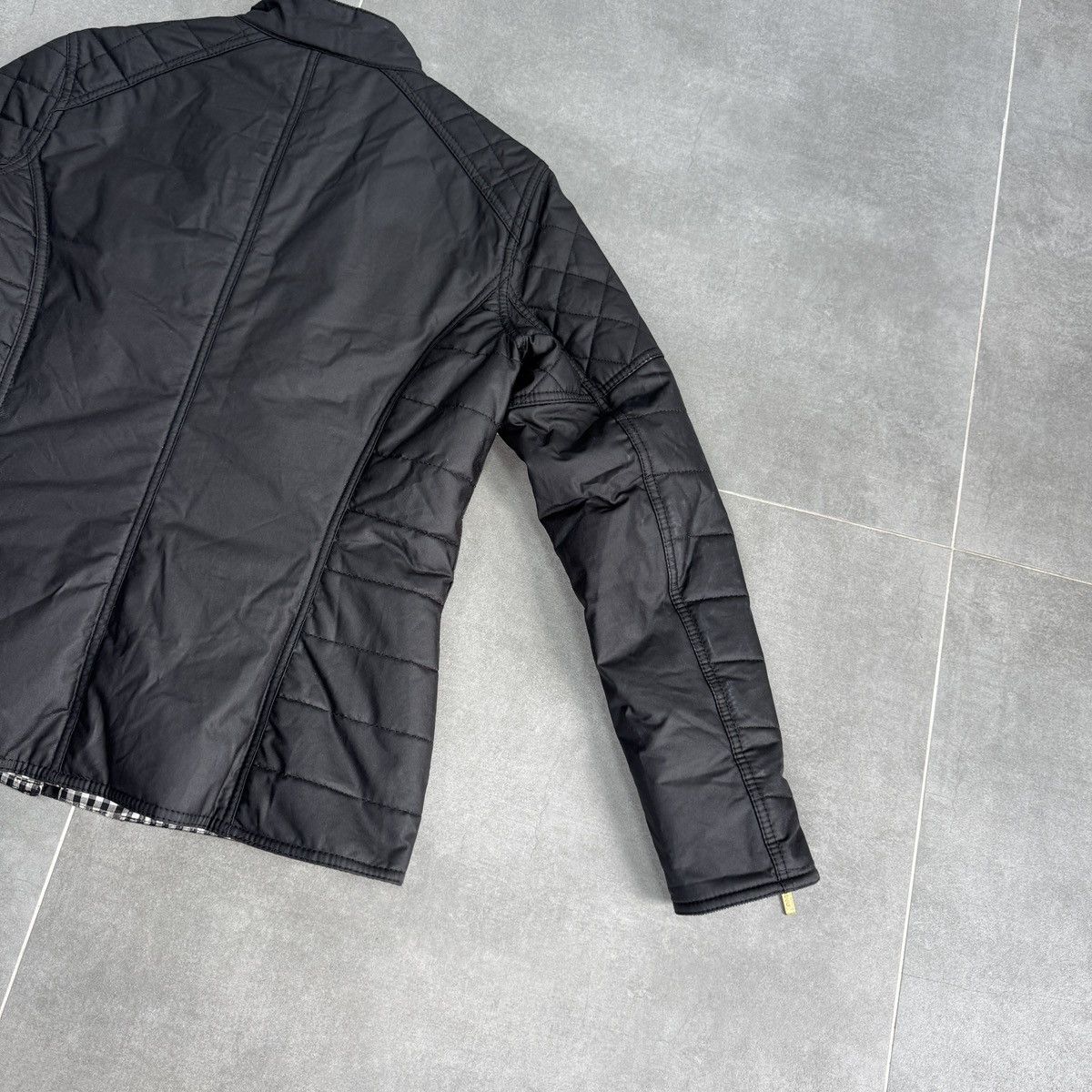 Barbour Barbour International Black Streak Axle Waxed Quilted Jacket Size L / US 10 / IT 46 - 22 Thumbnail