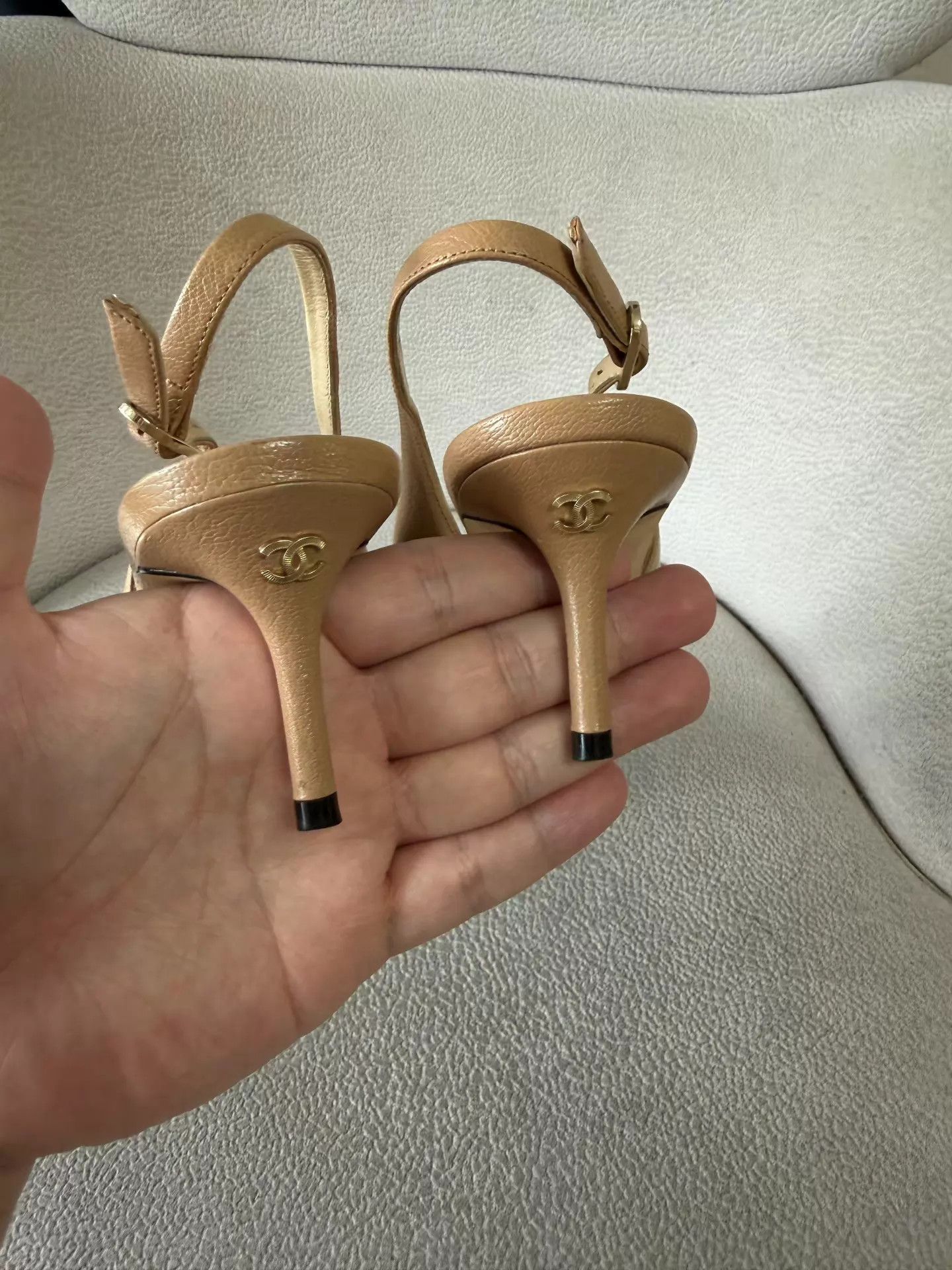 Chanel Chanel beige leather black pointed cat heel flats Size US 6 / IT 36 - 4 Thumbnail