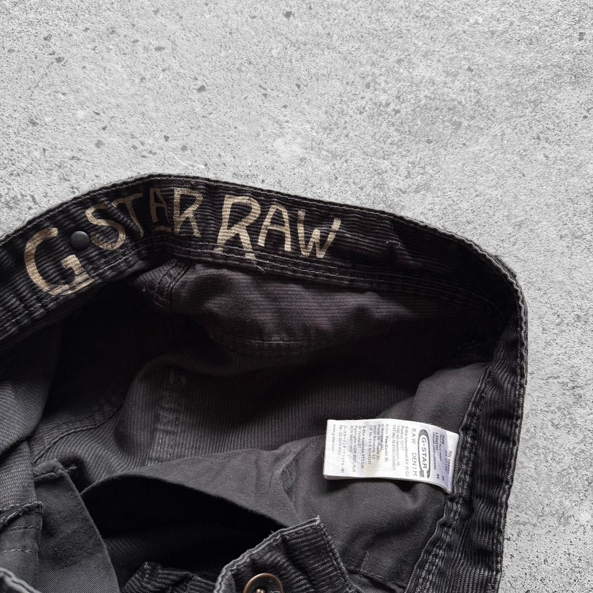 G-Star G-Star Raw Vintage Faded Black Straight Fit Corduroy Jeans Size US 30 / EU 46 - 8 Thumbnail
