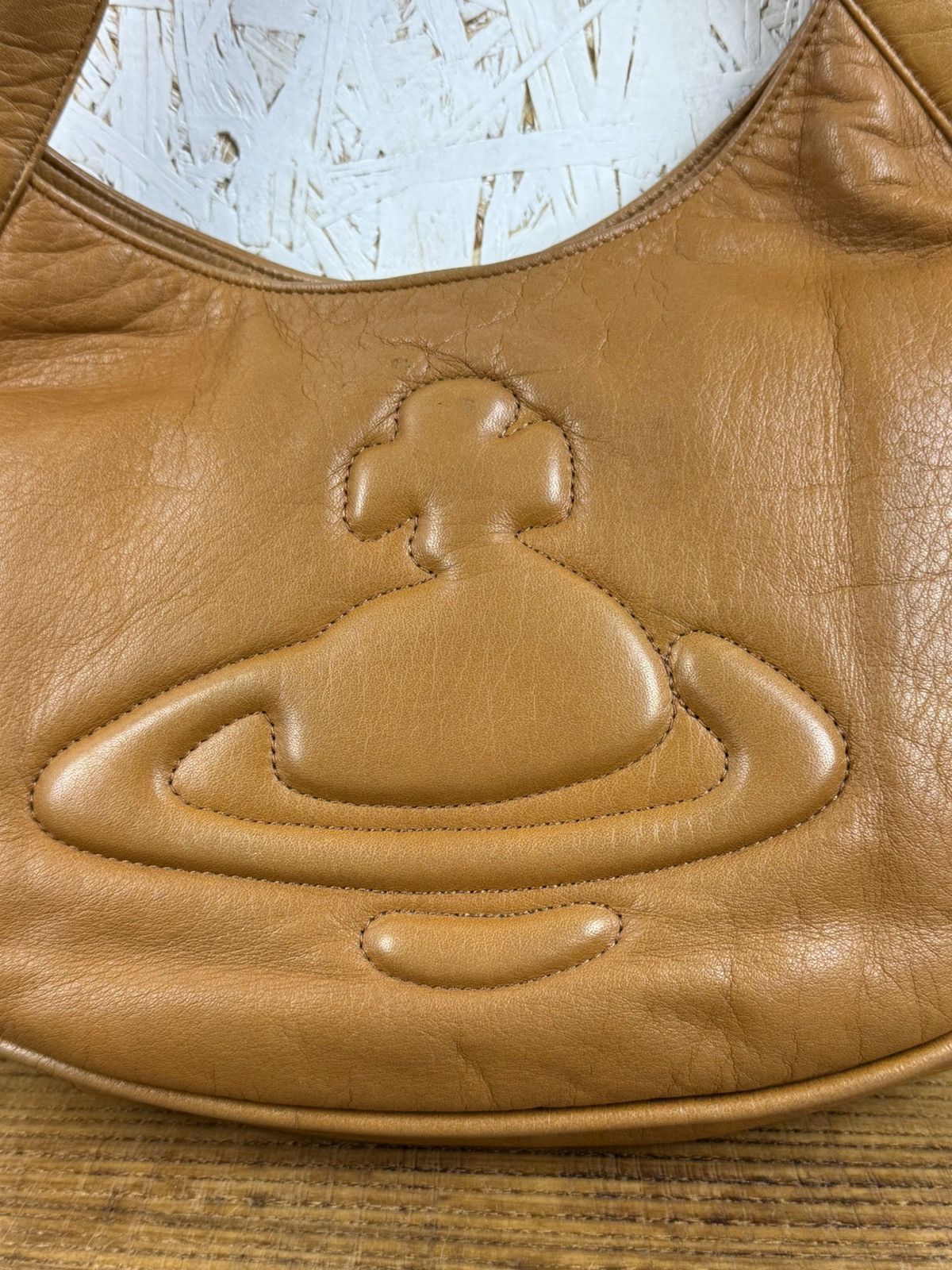 Vivienne Westwood Vivienne Westwood Embossed Orb Leather Handbag Bag Brown Size ONE SIZE - 2 Thumbnail