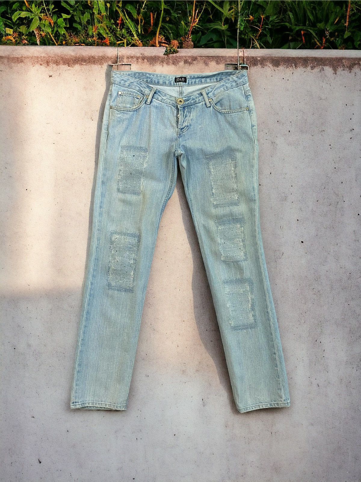 image of Dolce Gabbana x Italian Designers Vintage Dolce And Gabbana Low Waist Sun Faded Denim Pant in Blue 