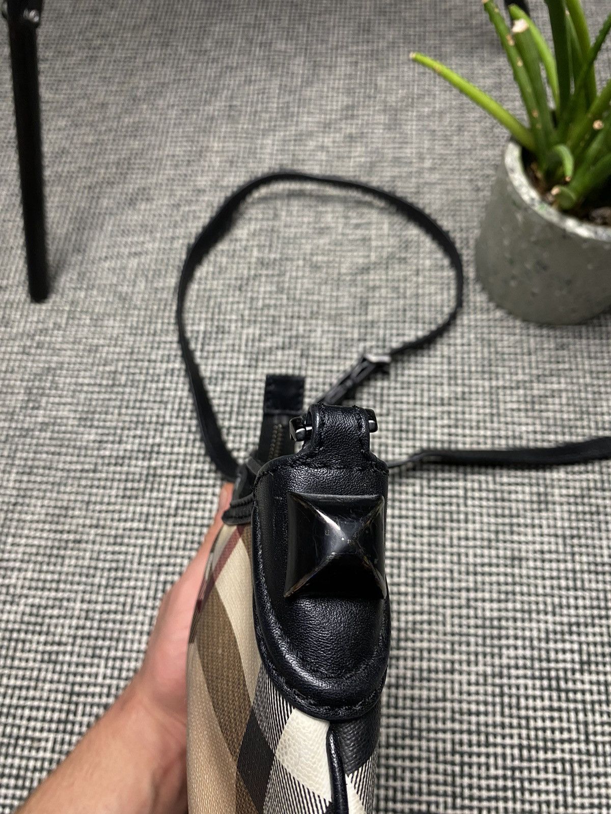 Burberry × Vintage Rare vintage Burberry cross body bags woman’s y2k Size ONE SIZE - 8 Thumbnail